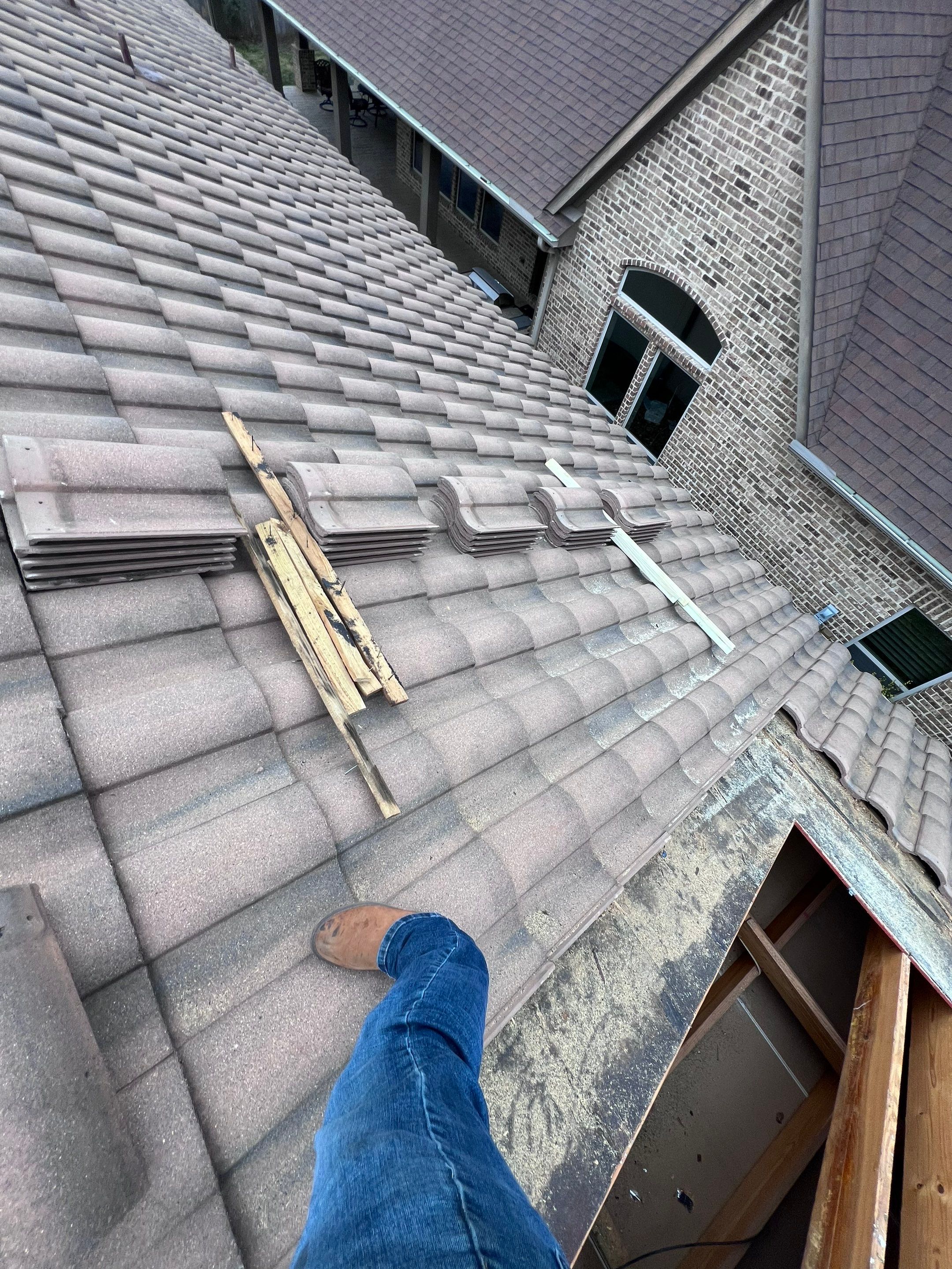 Tile Roof Repair by Roof Repair Company