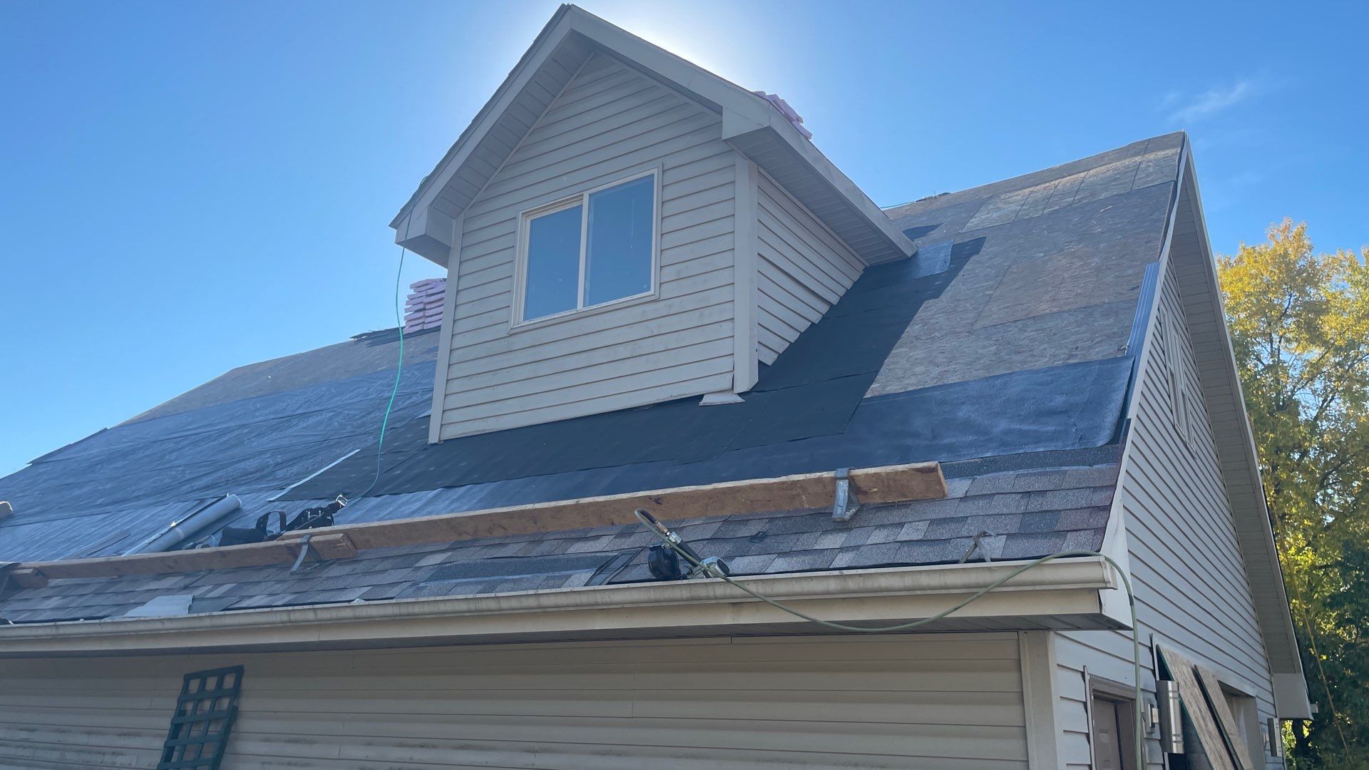Roof Replacement using Owens Corning by 180 Contractors