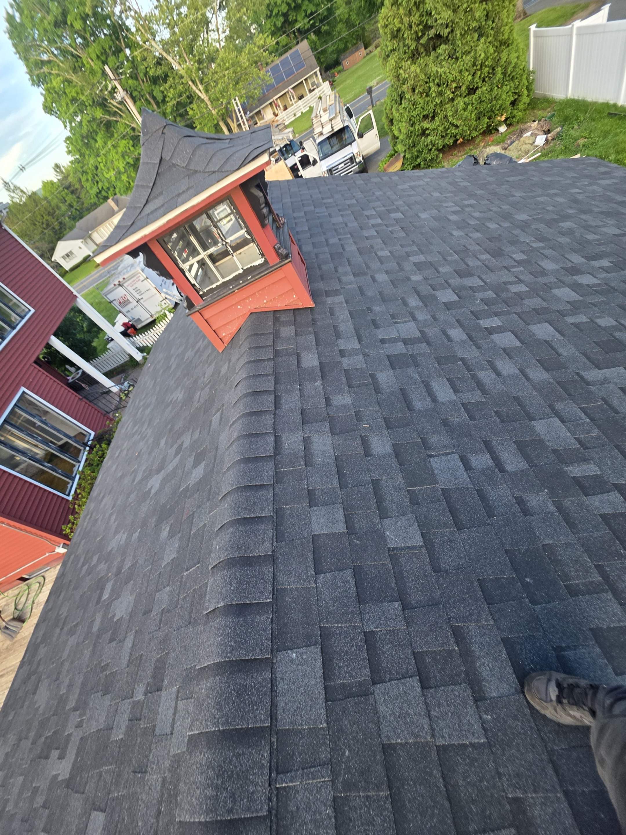 Solar Removal, Reinstall & Full Roof Replacement in Wilbraham, MA – Owens Corning Duration, Onyx Black by JOHNNYS PRO