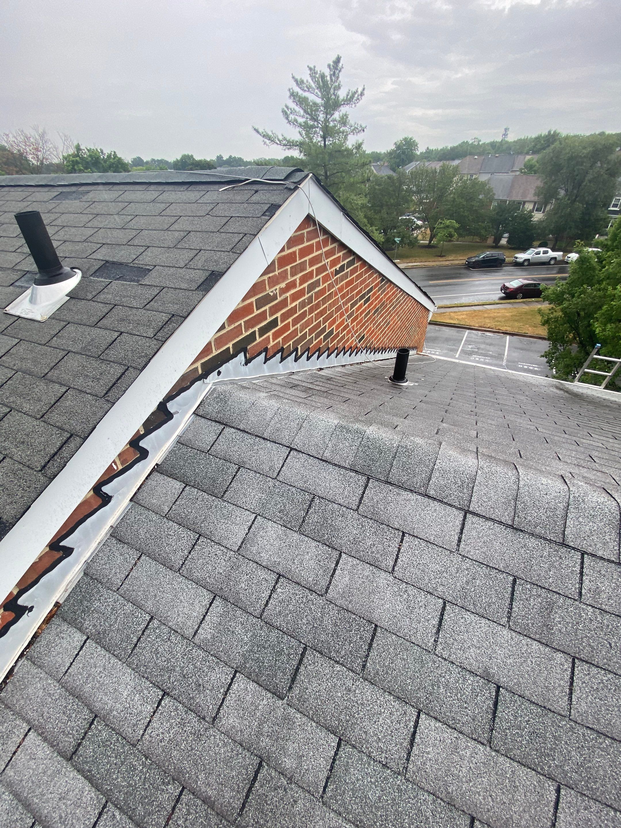 Manassas: Roof Replacement with CertainTeed Landmark Pro Designer Shingles in Max Def Cobblestone Gray by RM Banning, Inc.
