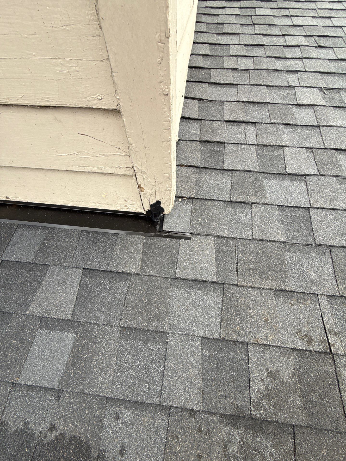 Springfield : Residential Roof Replacement with CertainTeed Landmark Pro in Max Moire Black  by RM Banning, Inc.