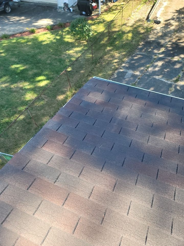 Brand: Atlas Pinnacle Color: Pristine Scotchgard Pweter Drip: White by Eagle Eye Roofing