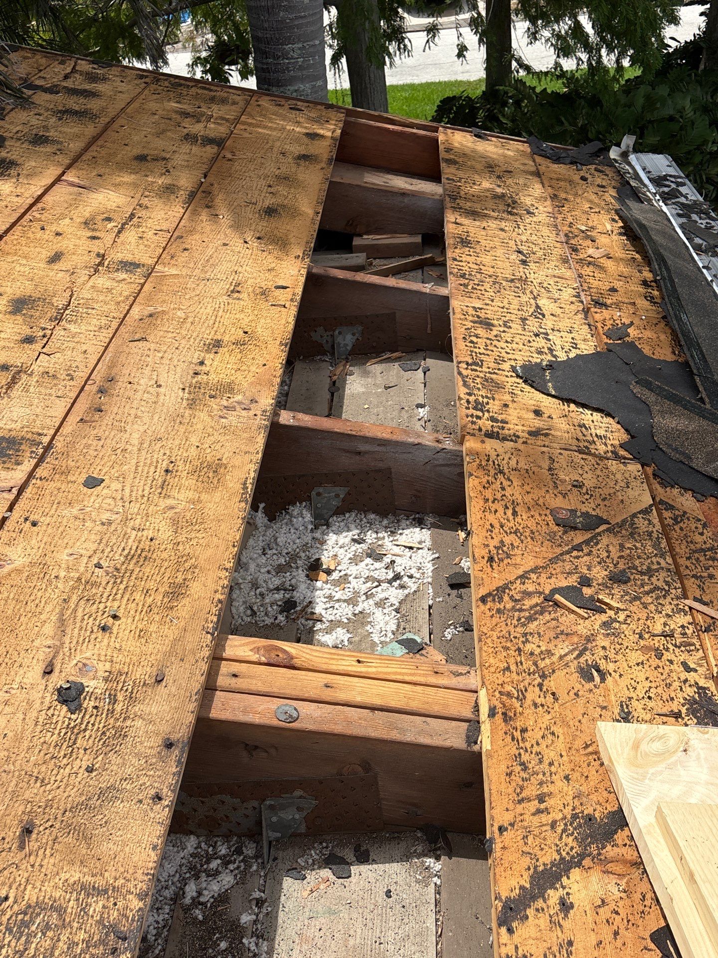 Project in St. Petersburg 33705 by Mitchell Roofing Company LLC 