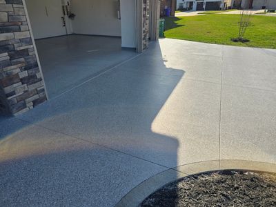 Driveway Using Claystone & Trail Mix Match