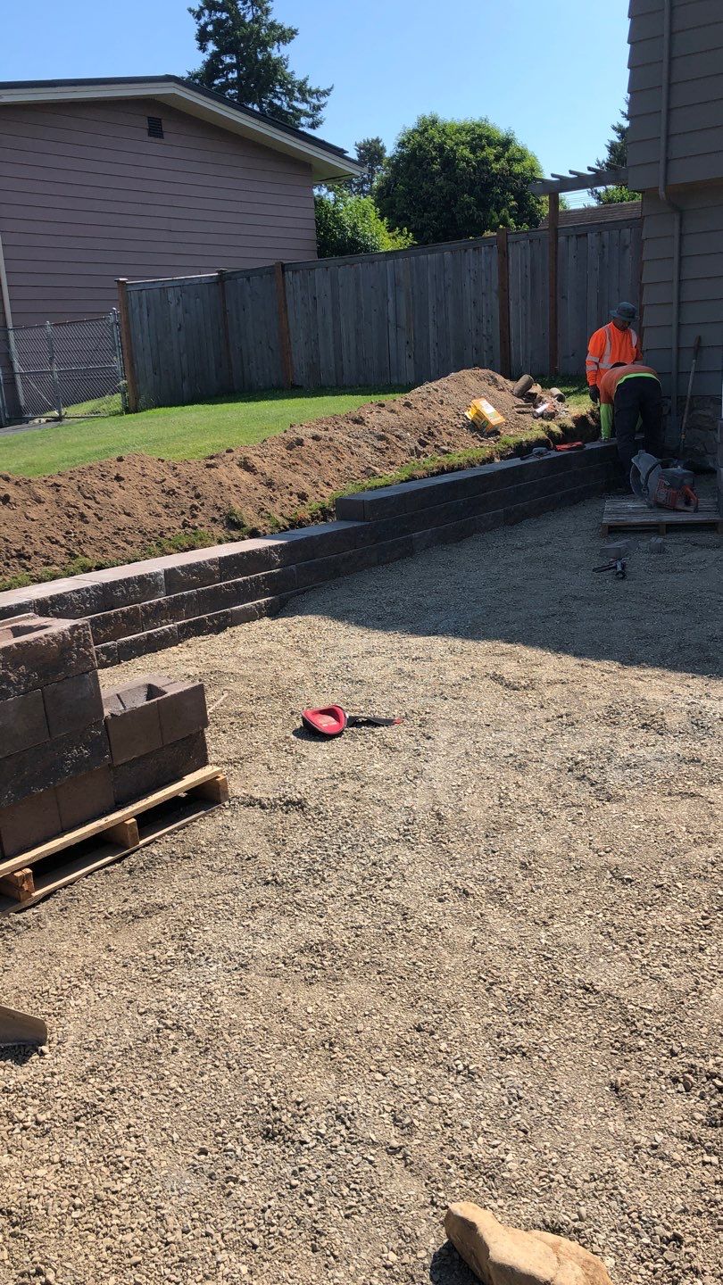 Justin | Retaining Wall, Landscape Project  by Jireh Asphalt & Concrete Inc 