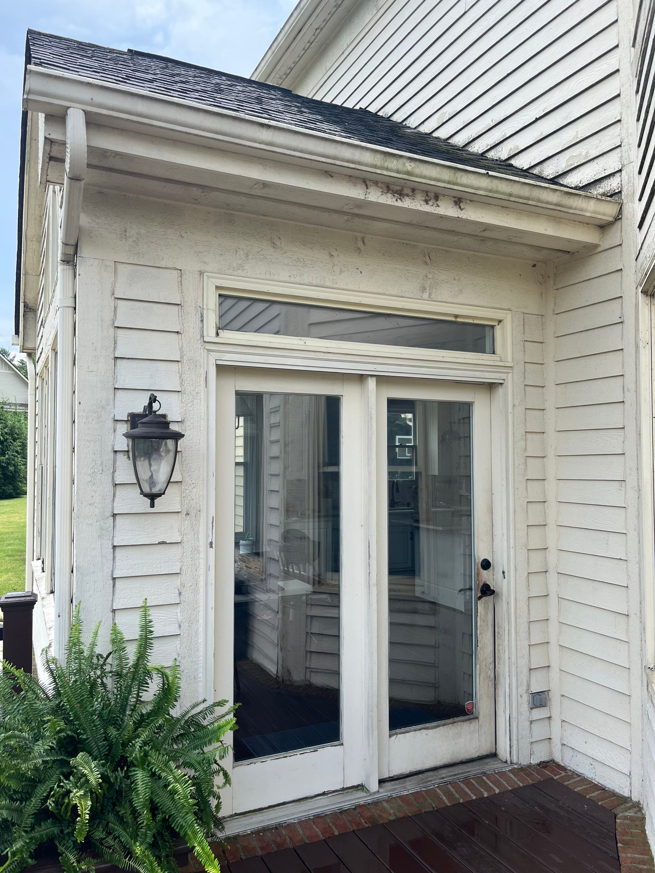 Siding Replacement using Alside S7 Cedar Mill Grain Pebble by 180 Contractors