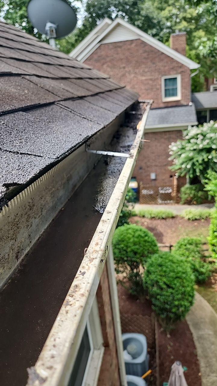House Wash using cleaner by Power Wash Masters LLC