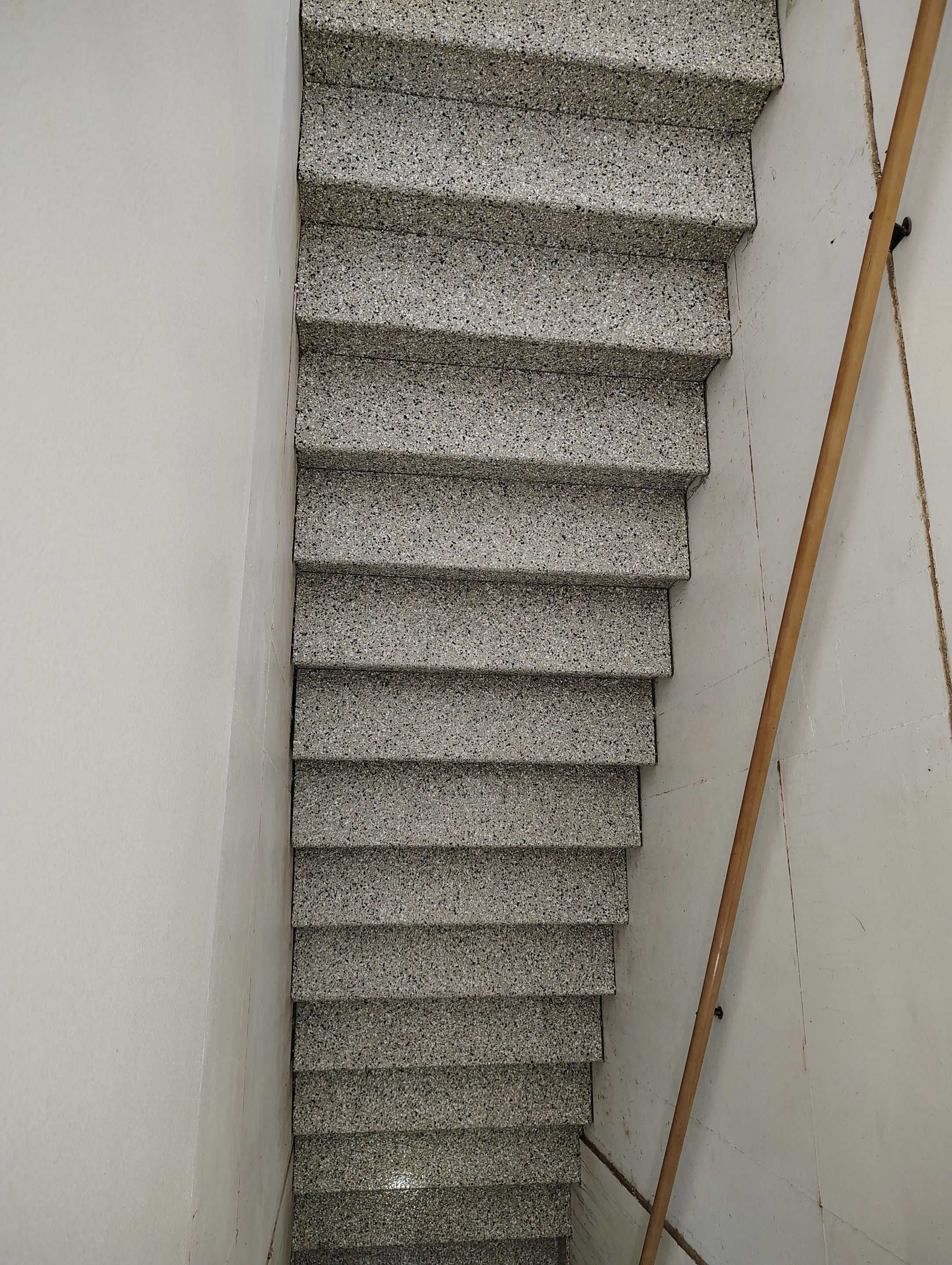 Epoxy Flake Garage Floor and Stair Coating in Sioux Falls by Select Painting, Coatings & Garage Cabinets