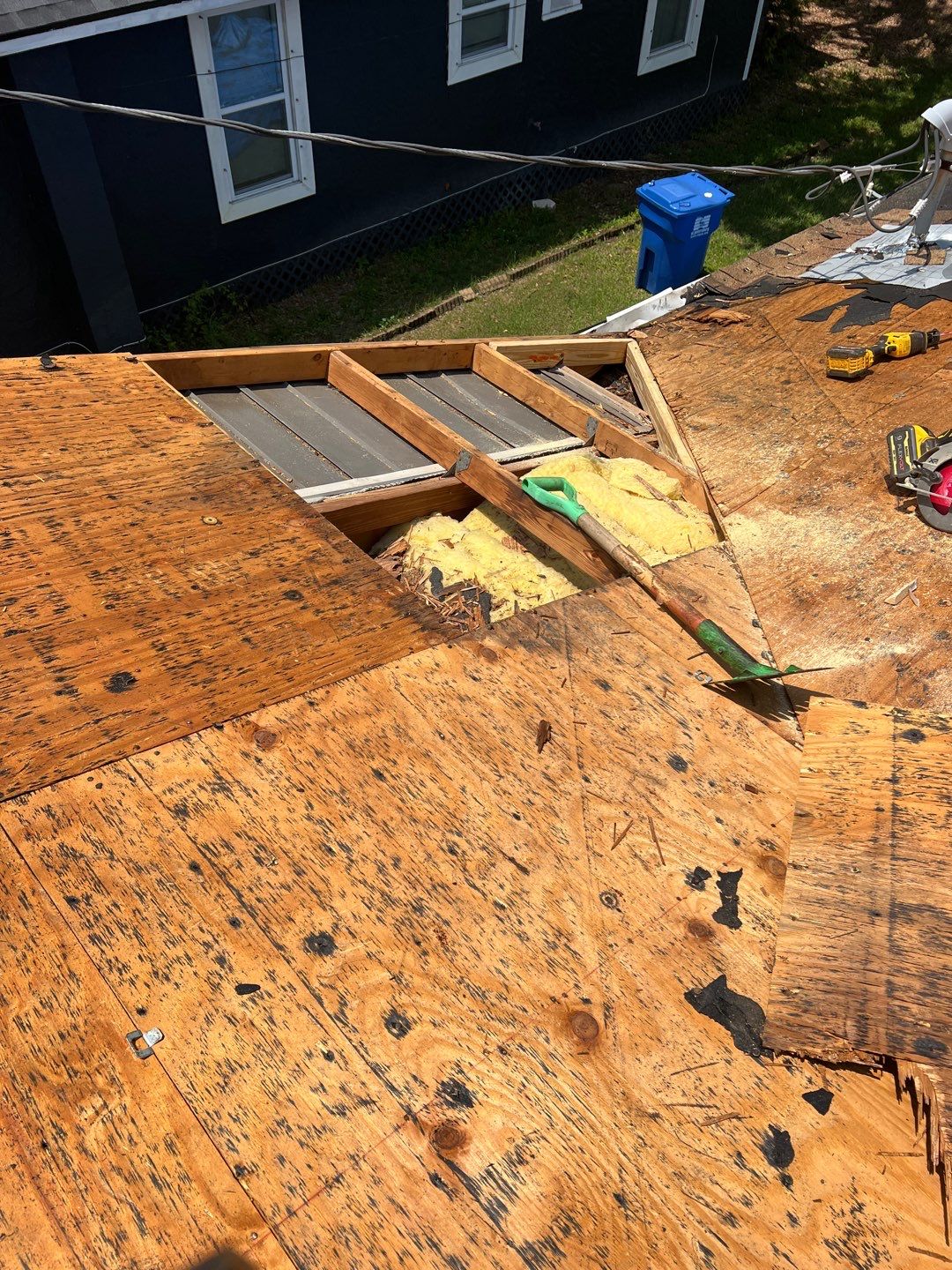 Project in St. Petersburg 33712 by Mitchell Roofing Company LLC 