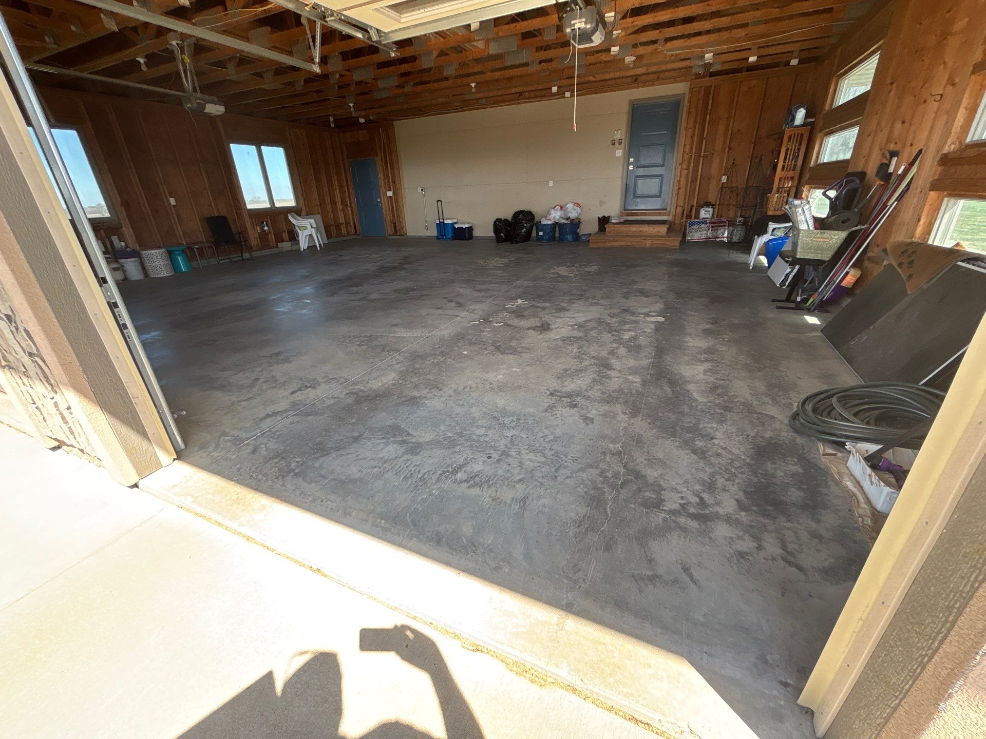 Cabin Fever Coating for Detached Garage in Dell Rapids by Select Painting, Coatings & Garage Cabinets