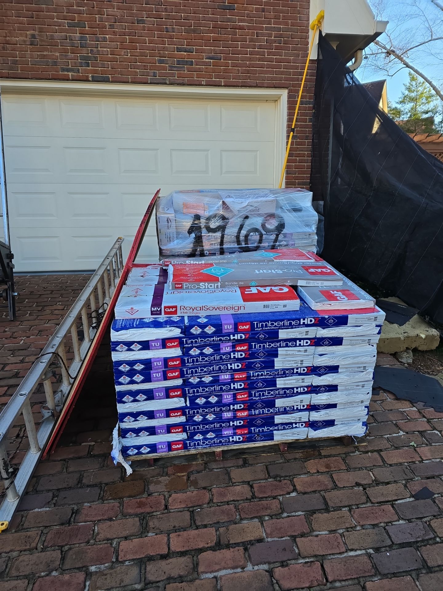 GAF Timberline HDZ in Weathered Wood by Element Pros Roofing, LLC