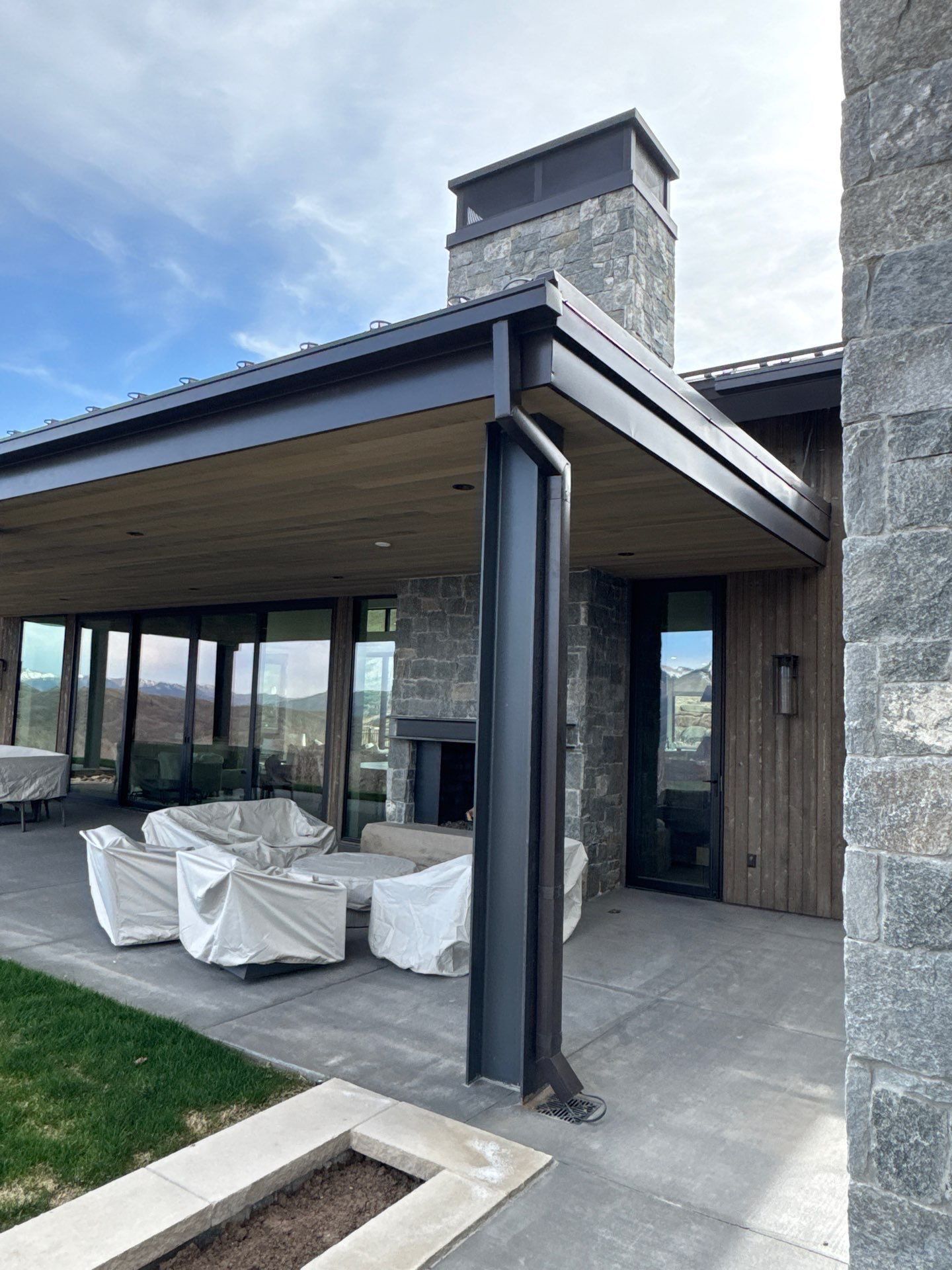 Accesories by Master Rain Gutters.