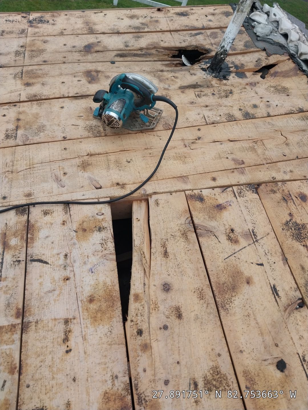 Project in Largo 33773 by Mitchell Roofing Company LLC 
