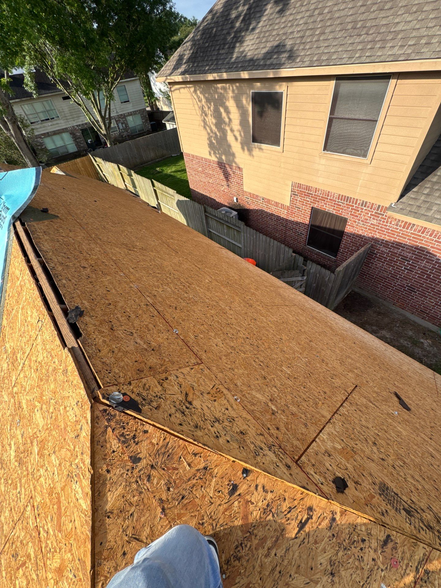 Roof Replacement Houston by Roof Repair Company