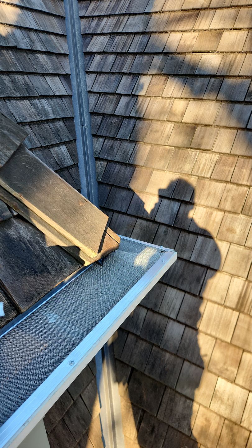 Gutter Guard Installation using Gutter Glove by Willamette Outdoor Wash LLC