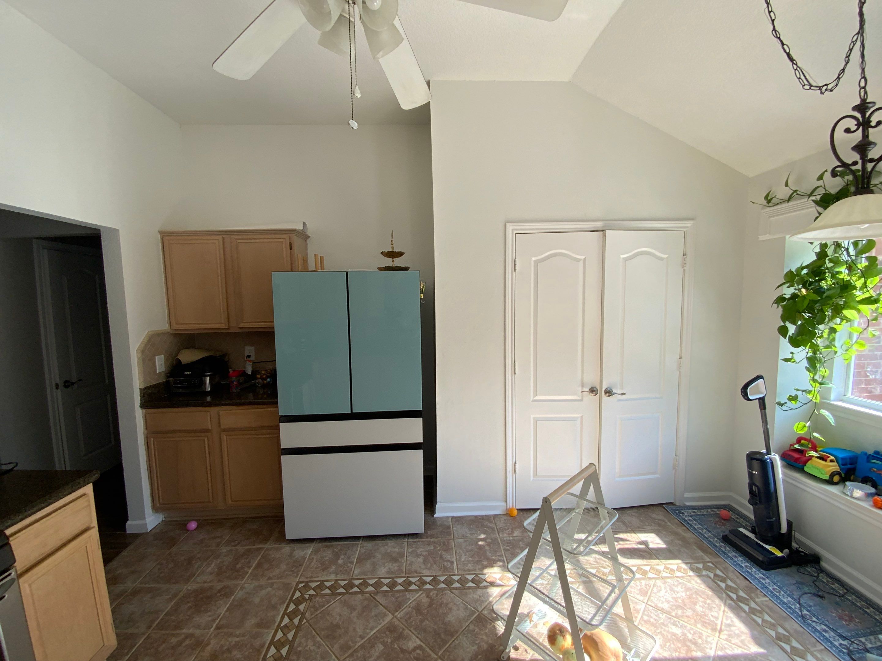 Maximum Flow & Function: Open Concept Kitchen Remodel and Custom Pantry by Tibi Soli LLC