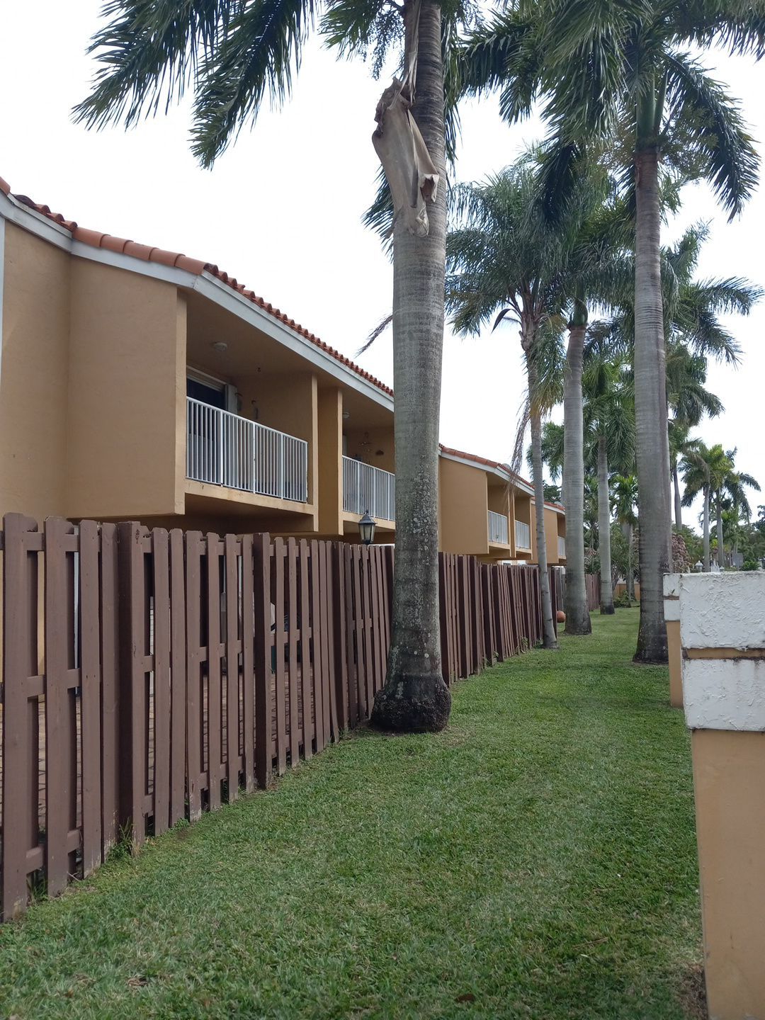 SIENNA VILLAS CONDO - BLDG 14230 by Souffront Construction & Engineering