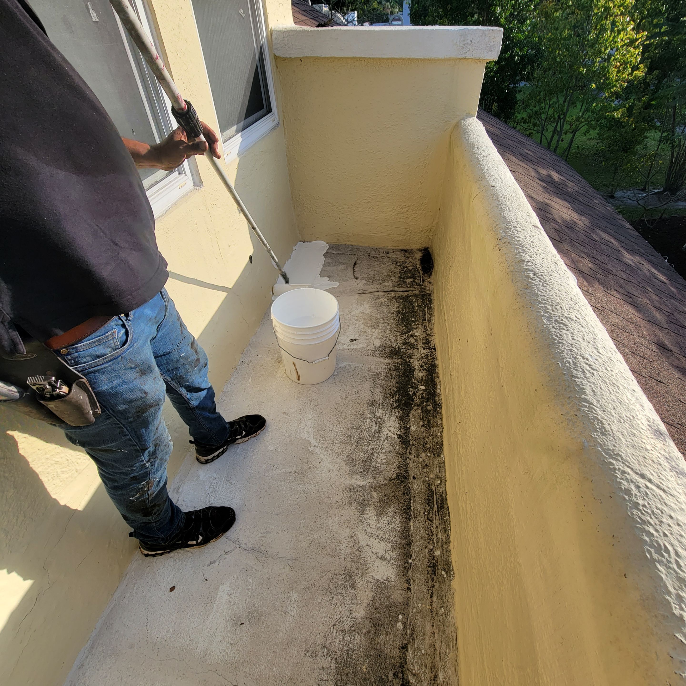 NE 5th Ave, Pompano Beach, FL by G&J Roofing 