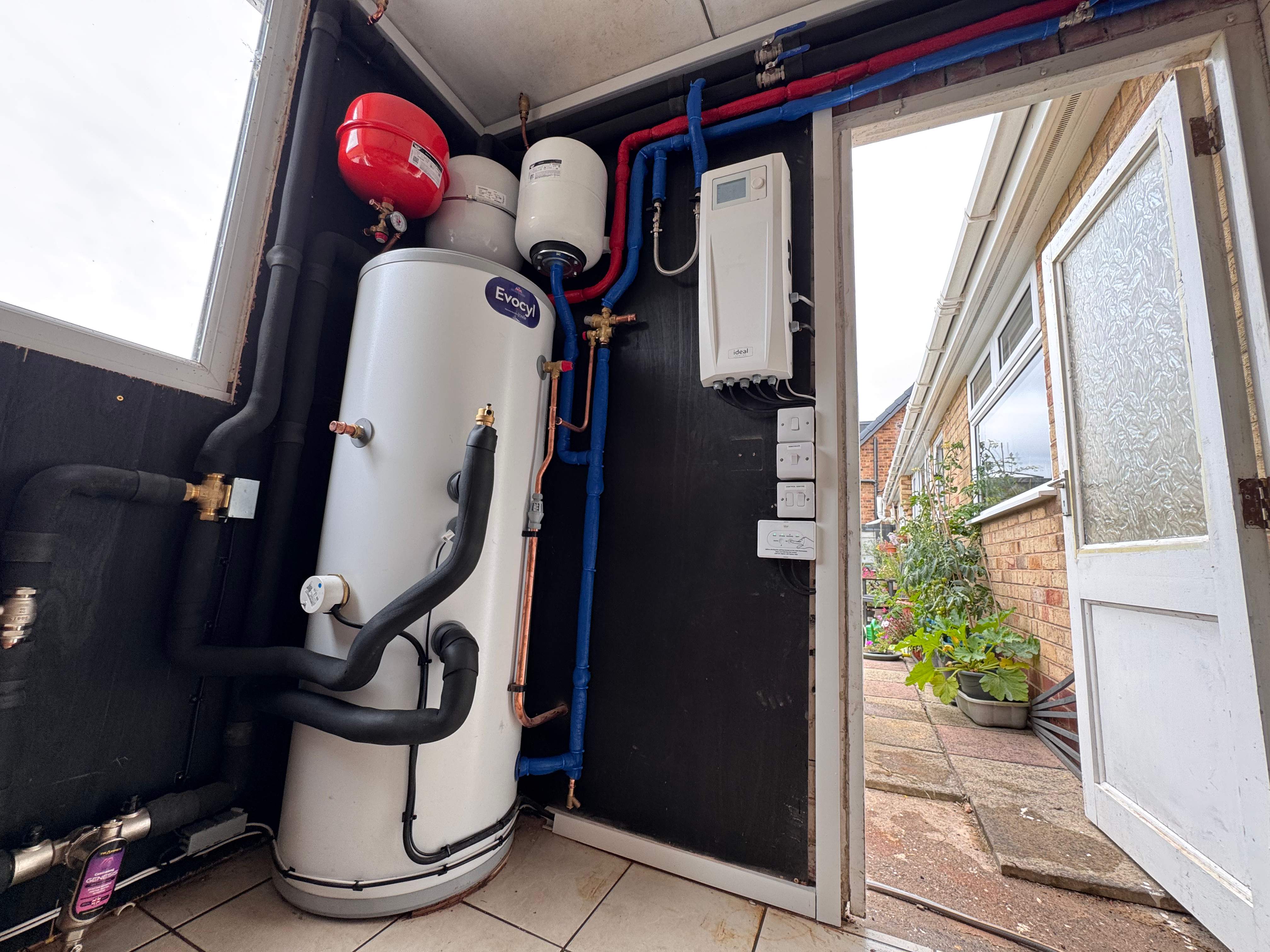 ♻️ From one home to the next… fully renewable again by Elite Services Group Ltd