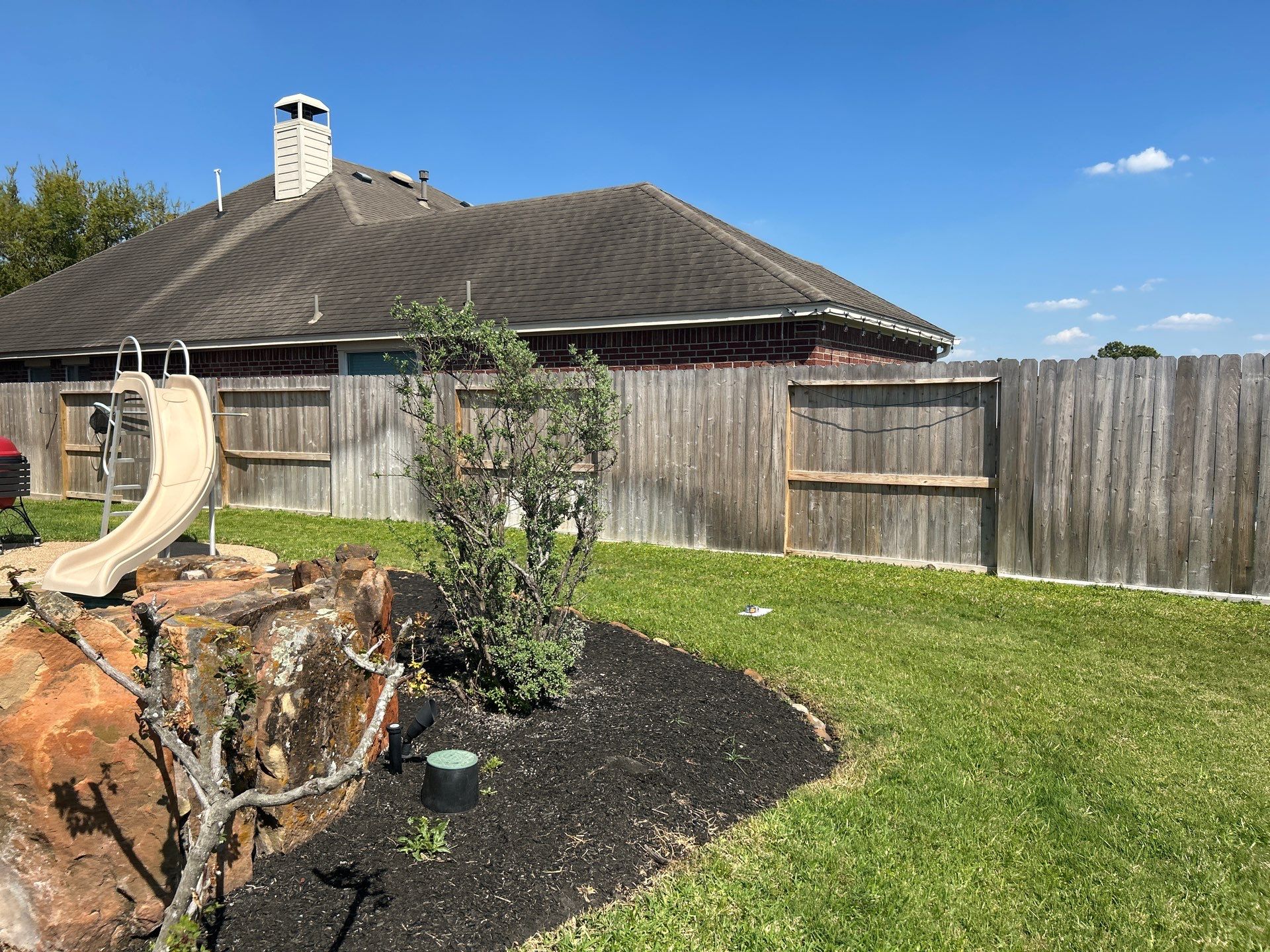 🌿 Larry Caudillo’s Poolside Landscape Revamp by Texas Urban Elements