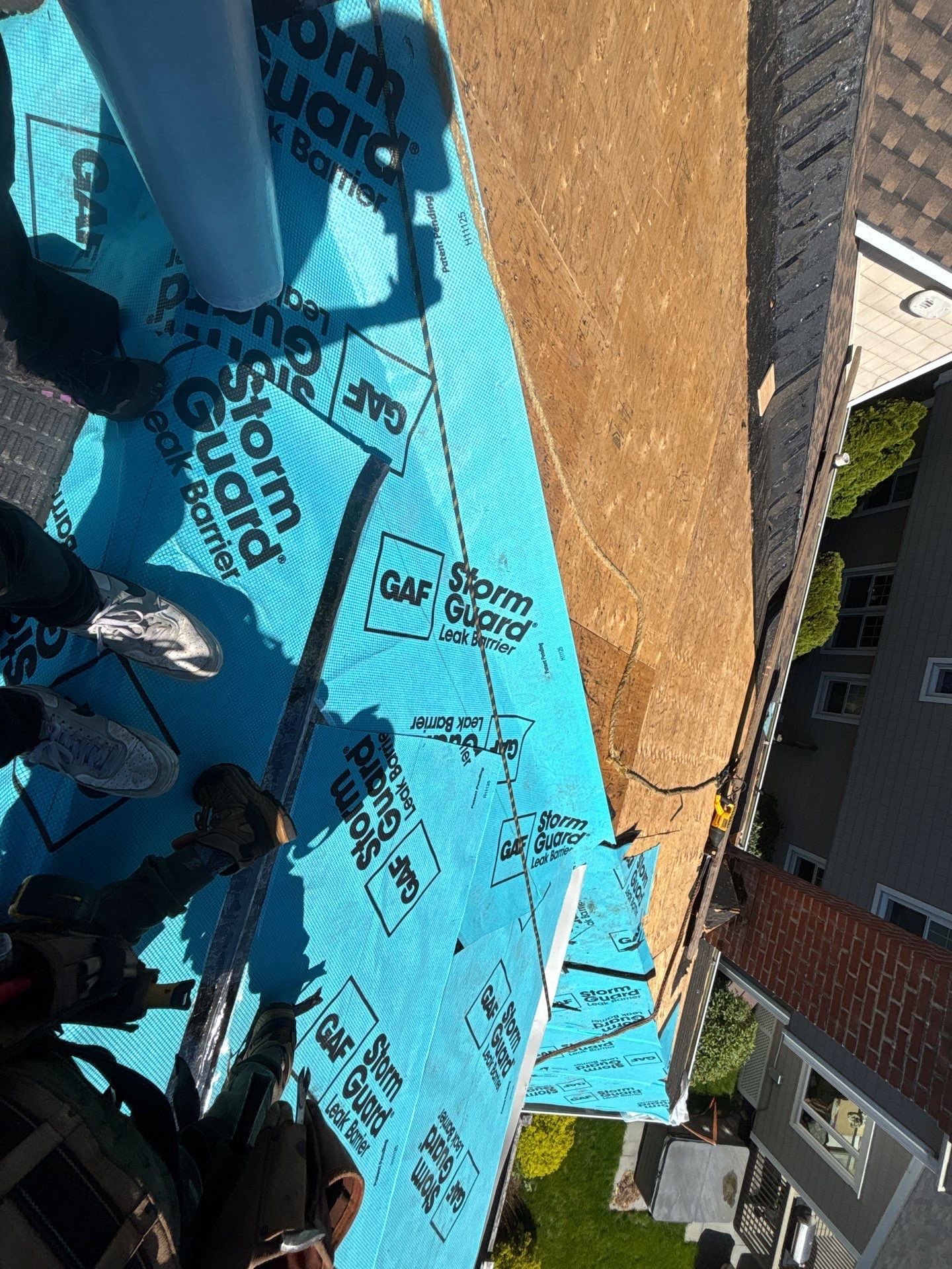 Fairfield customer gets brand new beaautiful GAF roof by DiGiorgi Roofing and Siding Inc