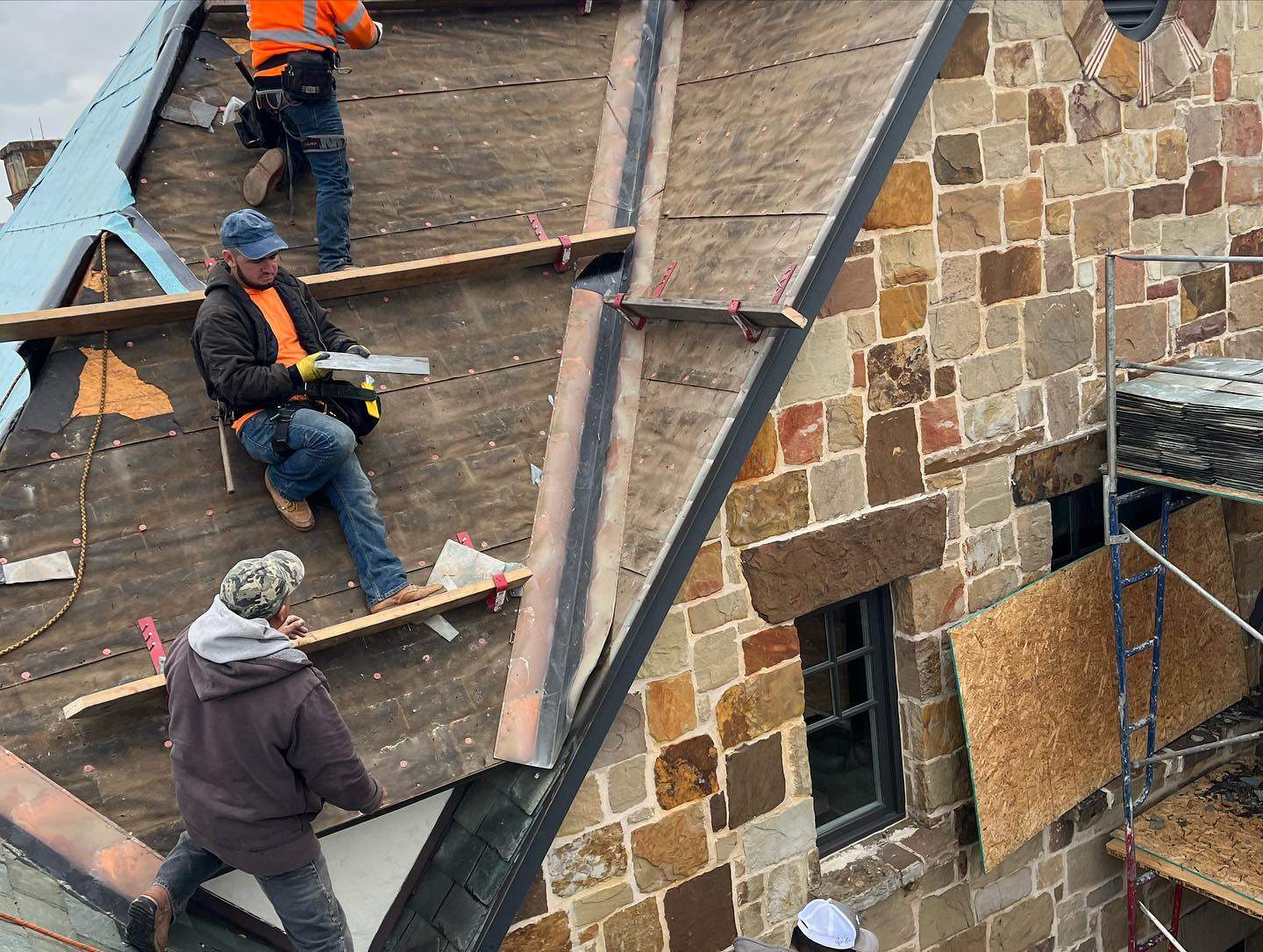 General Showcase by Lapeyre Roofing