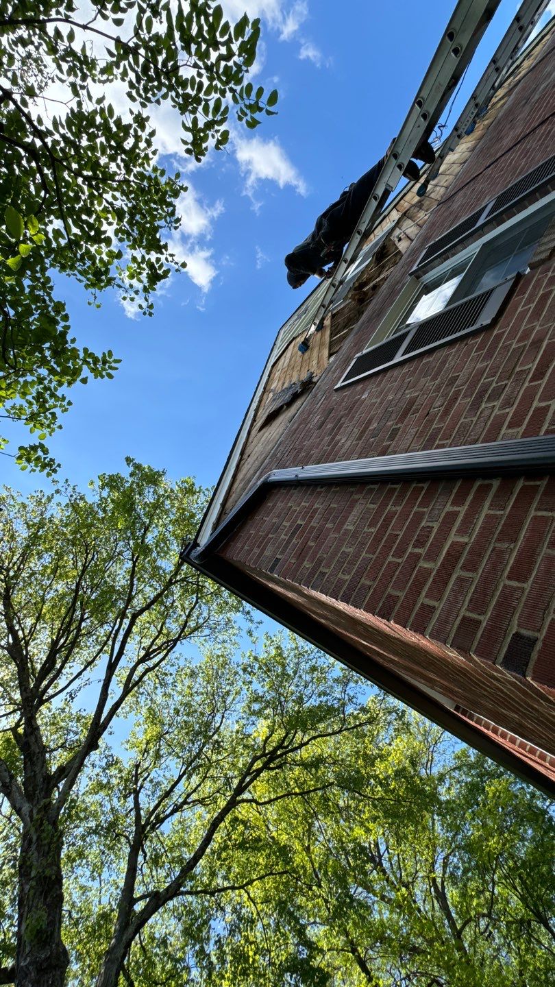 Annandale: James Hardie Siding Installation by RM Banning, Inc.