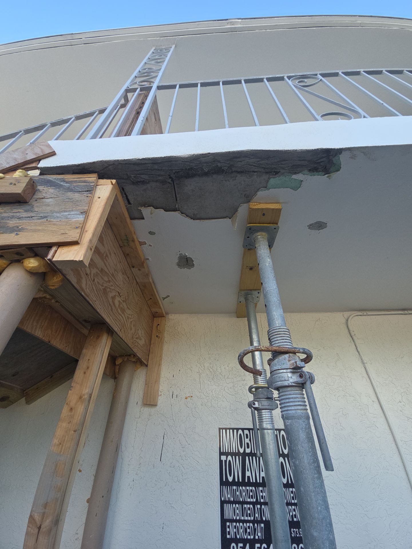 Commercial Painting and Stucco Restoration for Fort Lauderdale Building by John “The Greek” Painting