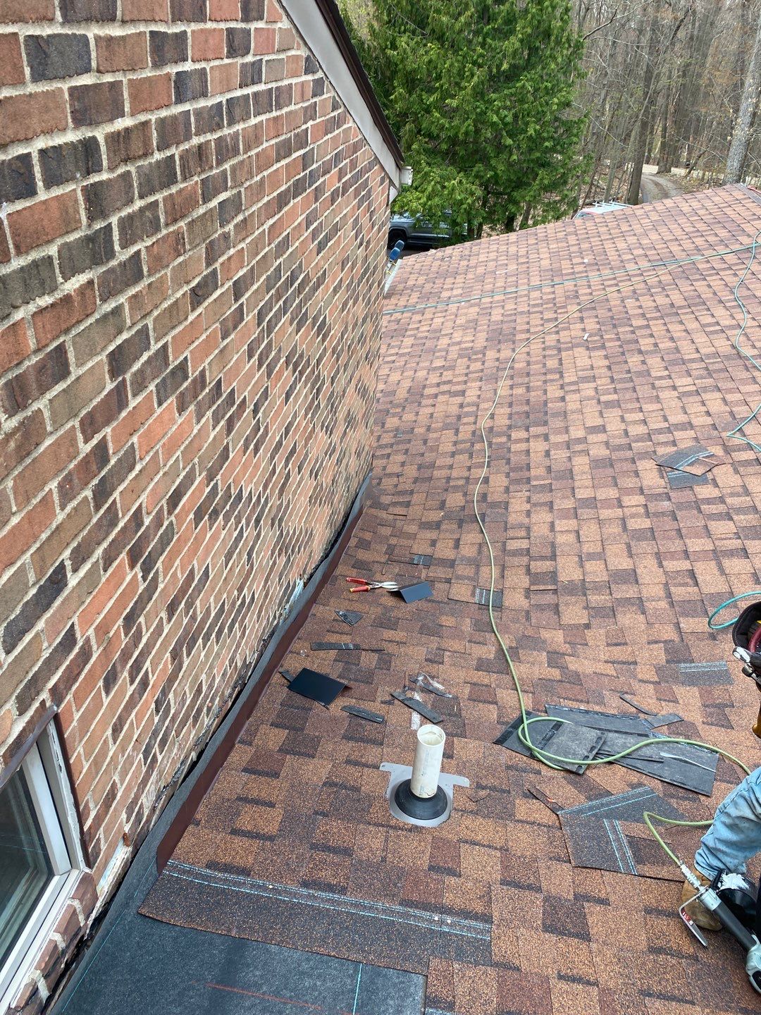 Roof Replacement using CertainTeed Landmark by 180 Contractors