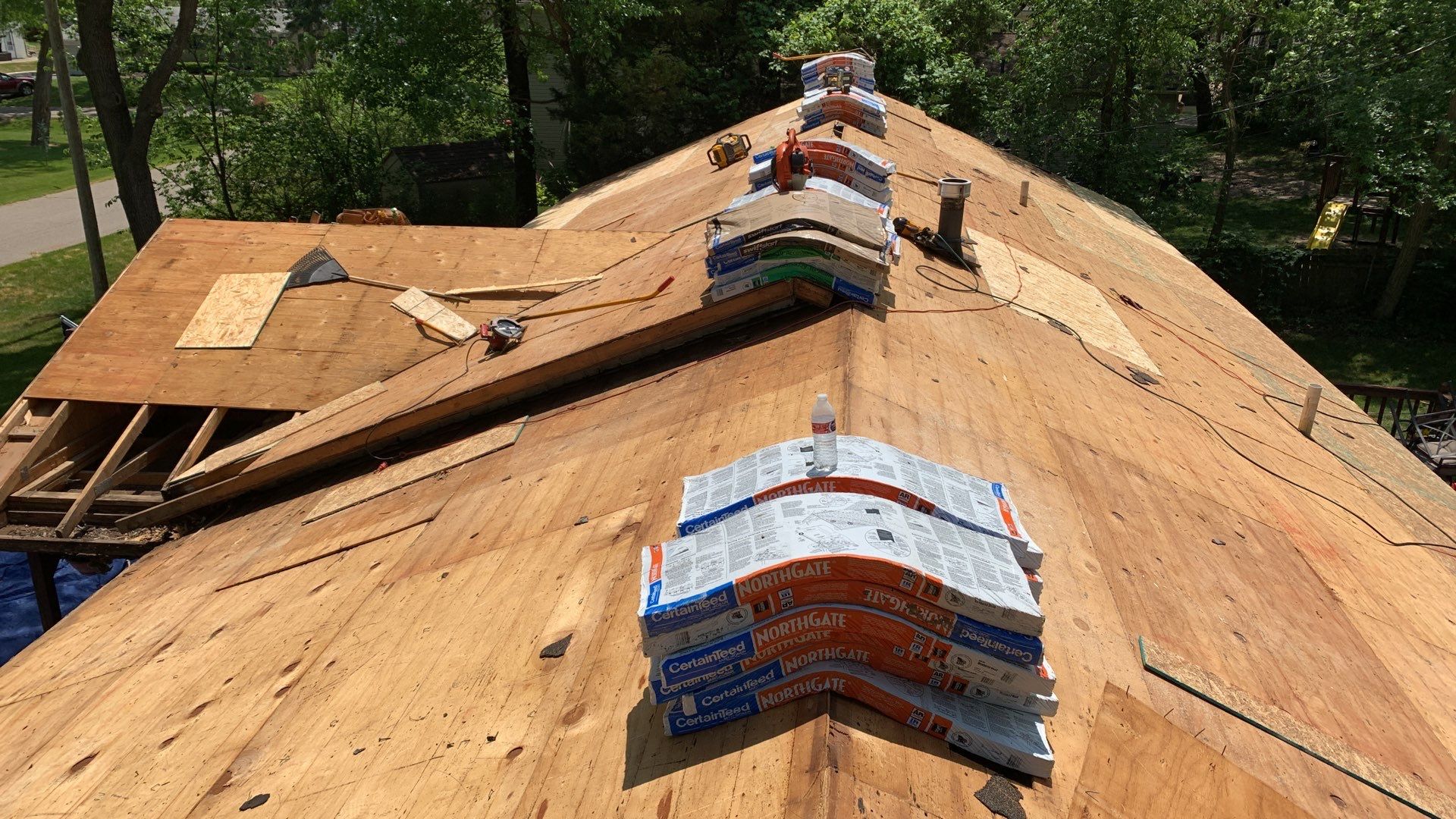 Roof Replacement using CertainTeed Landmark by 180 Contractors