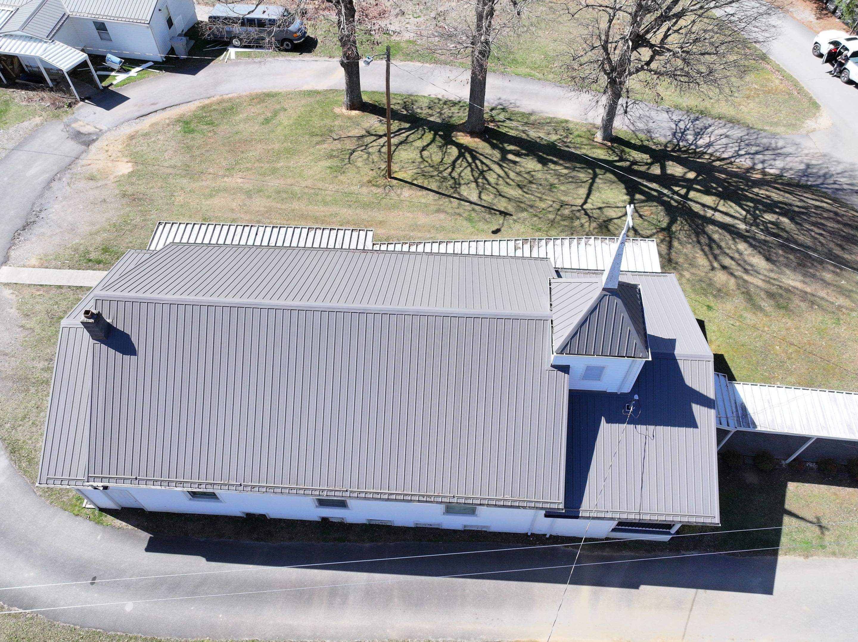 Fish Springs Baptist Church by Omnia Roofing