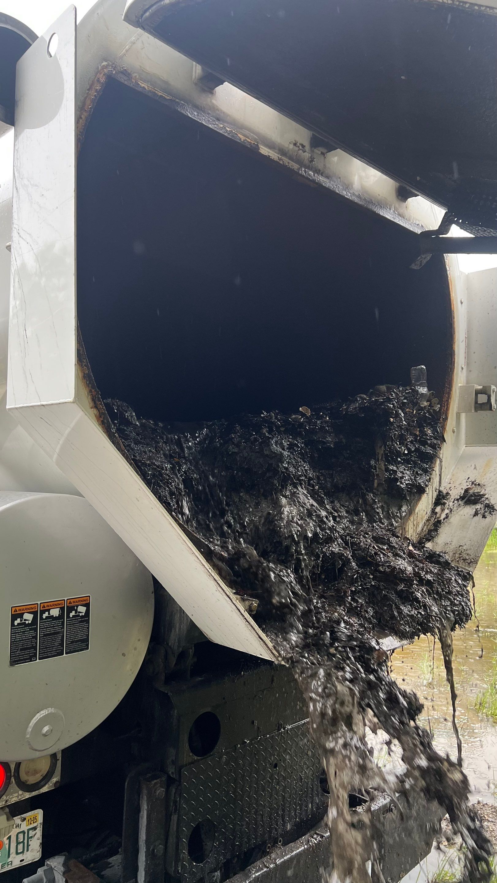 Pelican Landing Neighborhood Stormwater System Maintenance by APS Power & Water