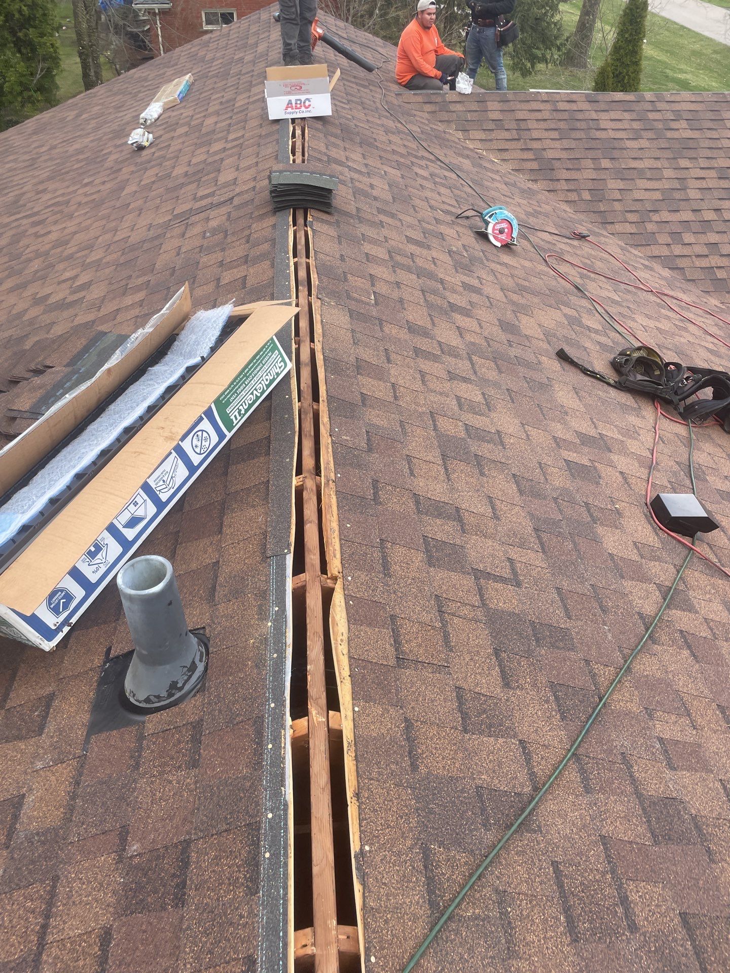 Roof Replacement using CertainTeed Landmark by 180 Contractors