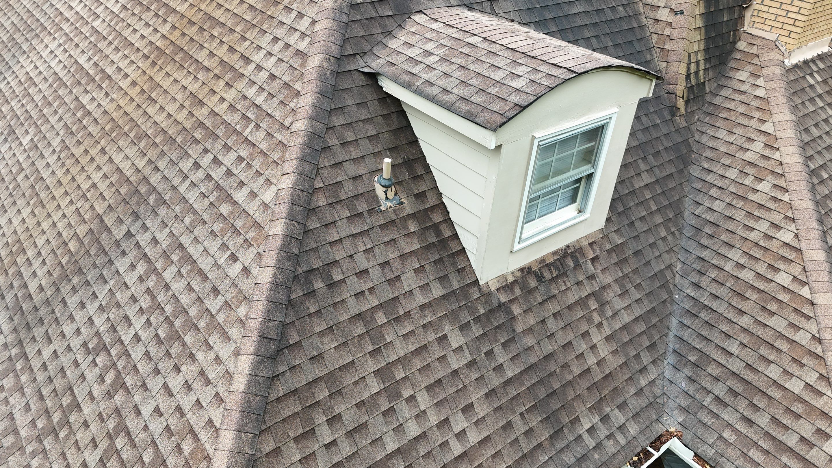 Commercial Flat Top Roof by Roof Bullies