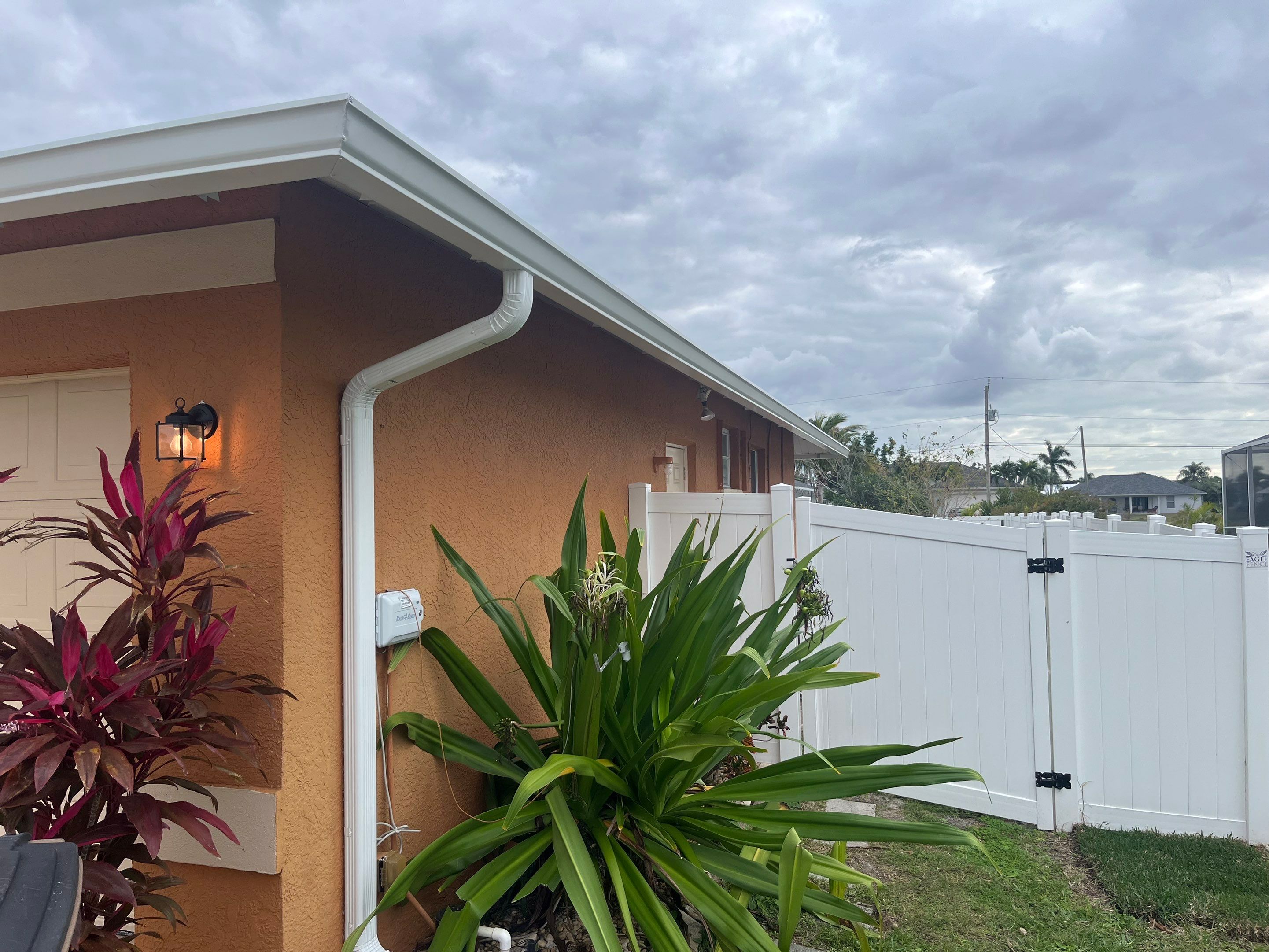 White 6-Inch Seamless Gutters in Cape Coral FL by Gutter Professors