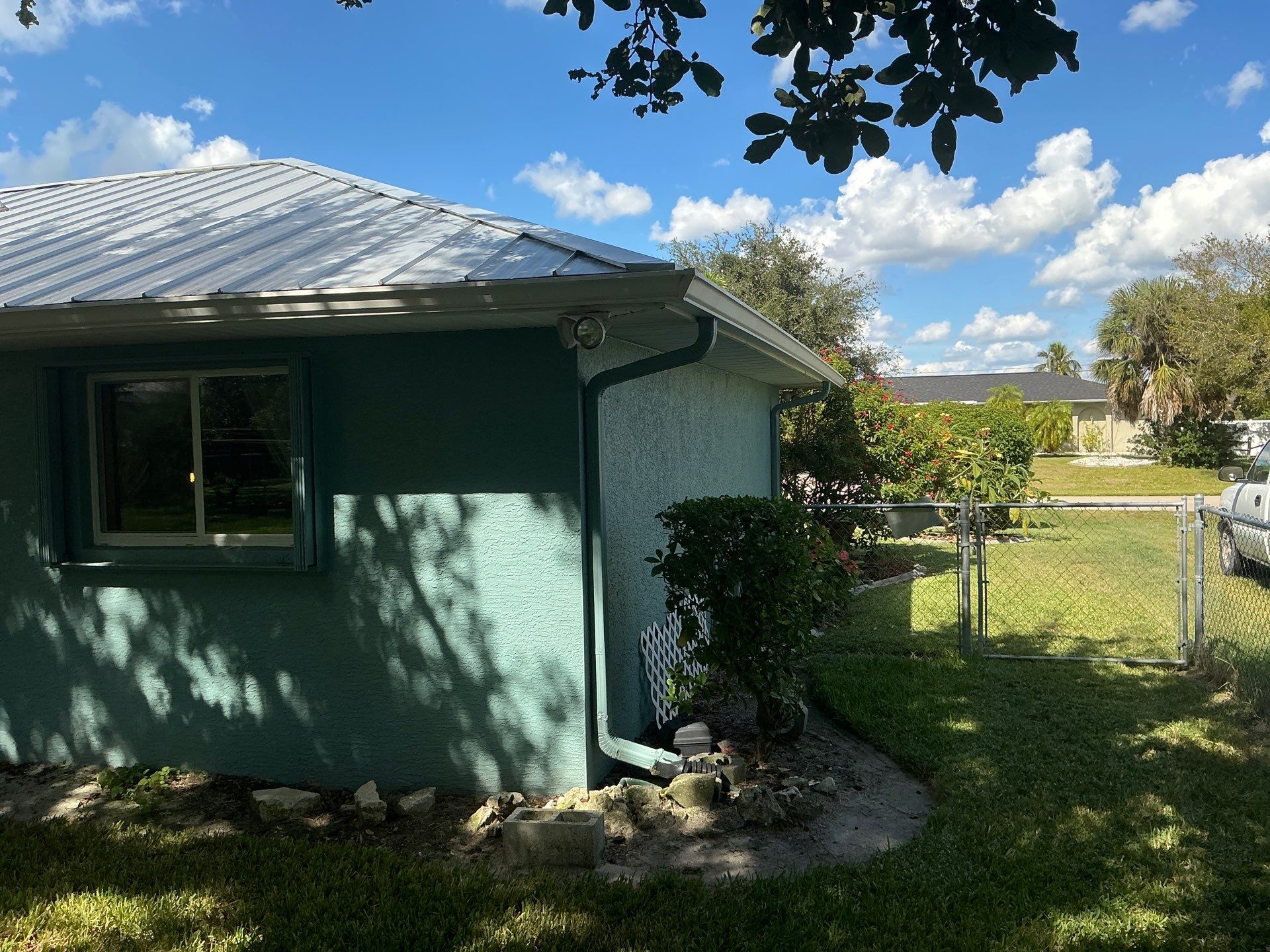 Gutter Cleaning and Maintenance in Fort Myers FL by Gutter Professor by Gutter Professors