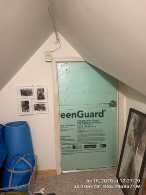 Attic Knee Wall Insulation Installation Using GreenGuard XPS Boards