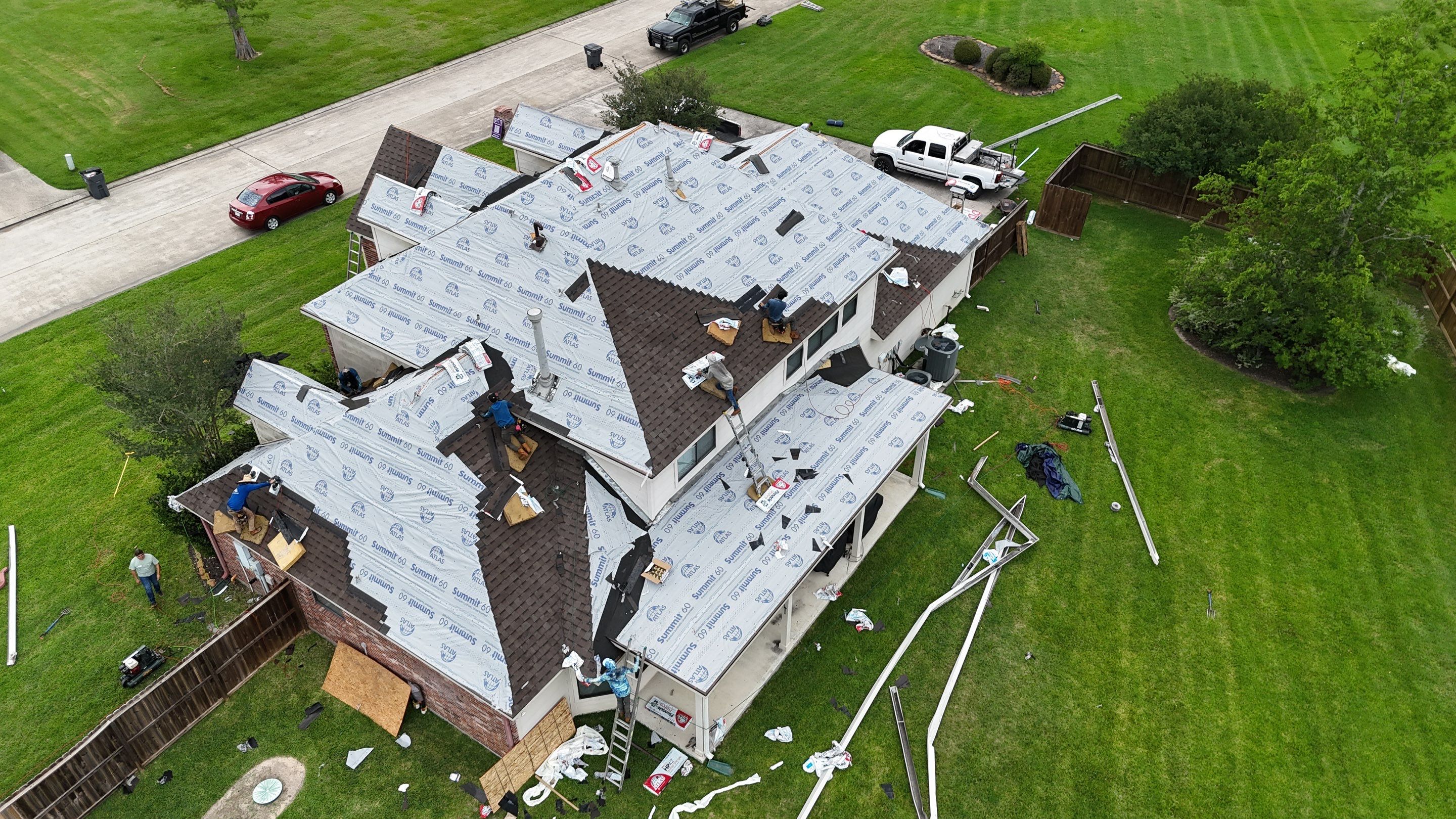 Huffman Roof Installation using Atlas Pinnacle Pristine by Modern BYLT Roofing & Construction