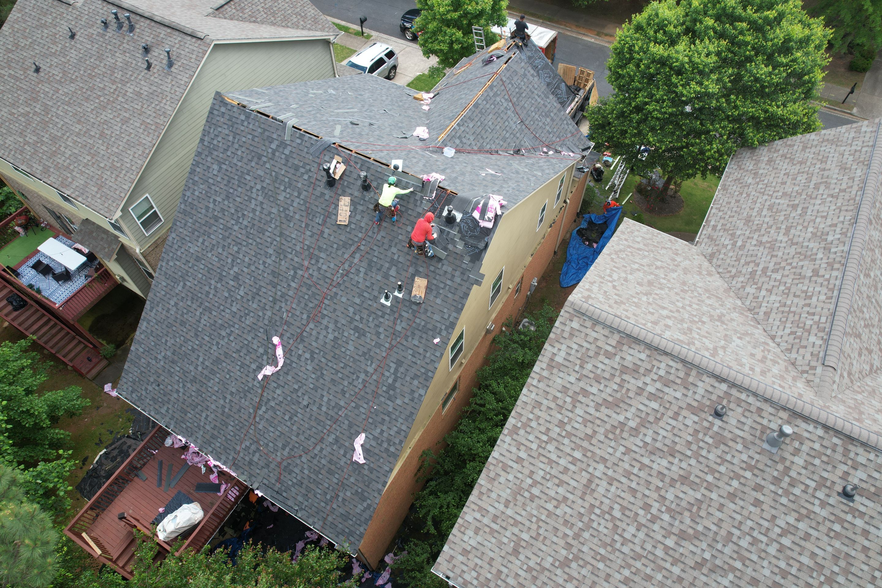 Residential Roof Replacement using OC TRUDEF DURATION WILLIAMSBURG 3/S by Inspector Roofing and Restoration