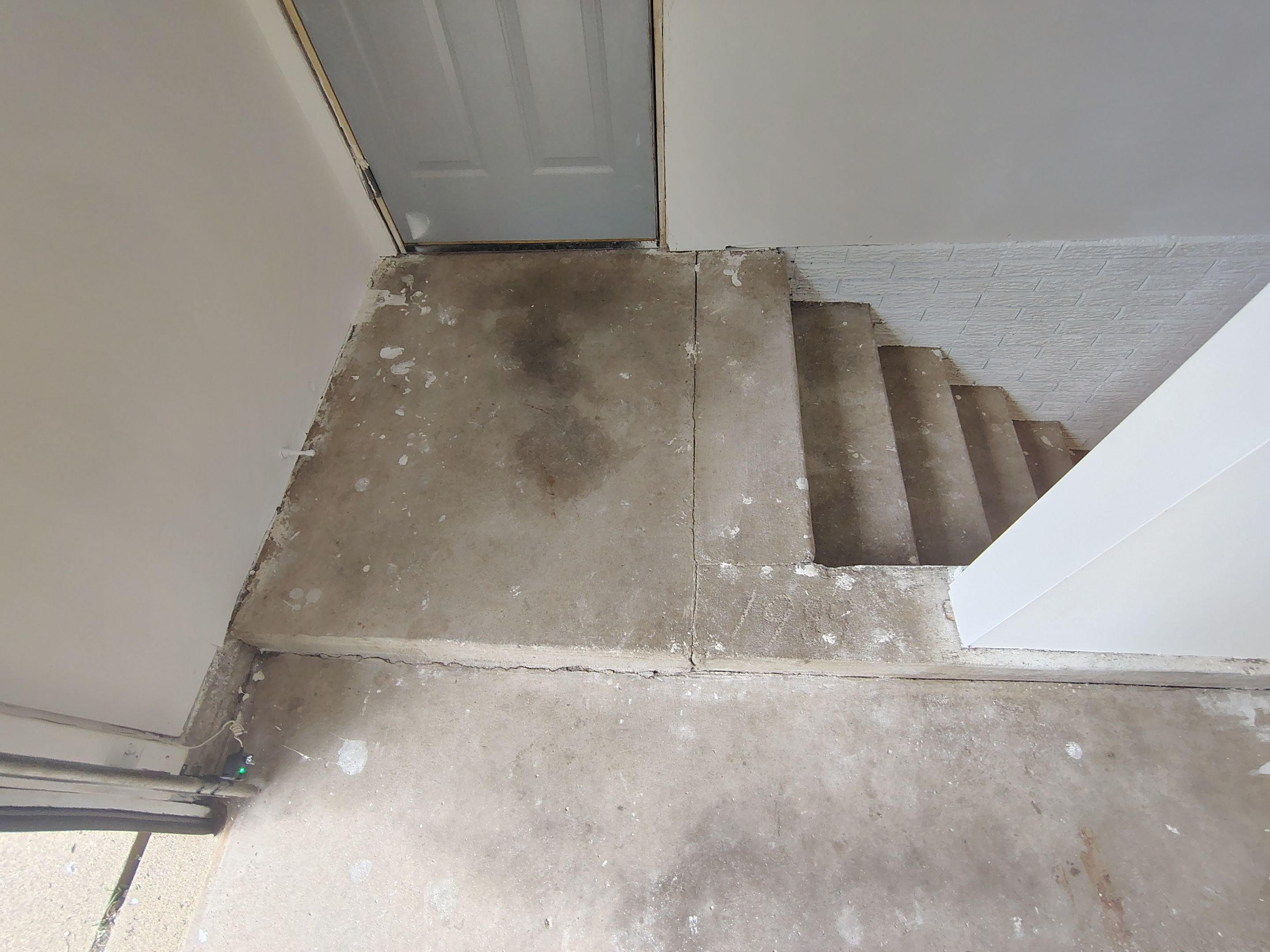 Hartford Garage Concrete Coating With Orbit Flake Finish by Select Painting, Coatings & Garage Cabinets