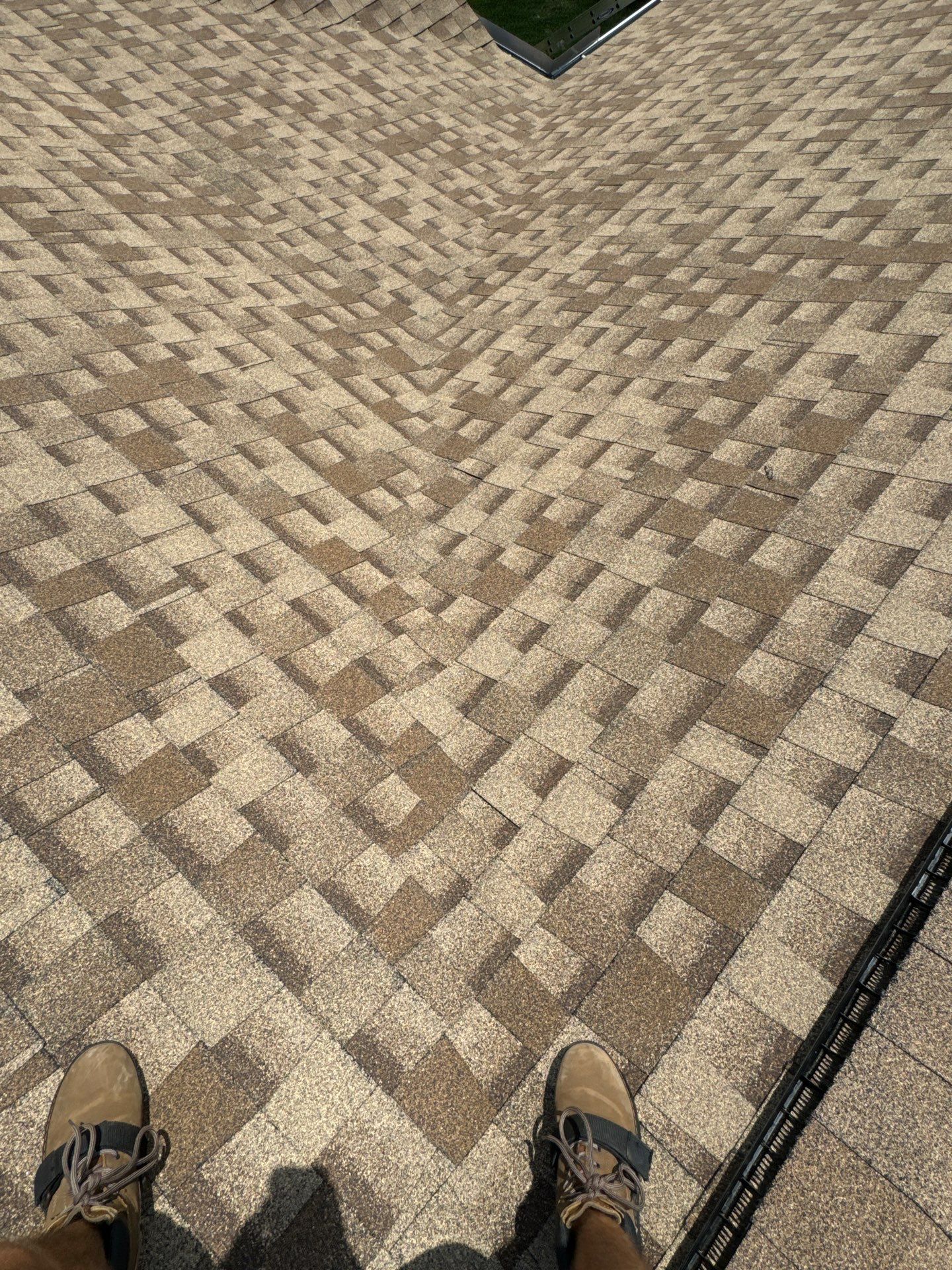 GAF HDZ - Shakewood by Linta Roofing