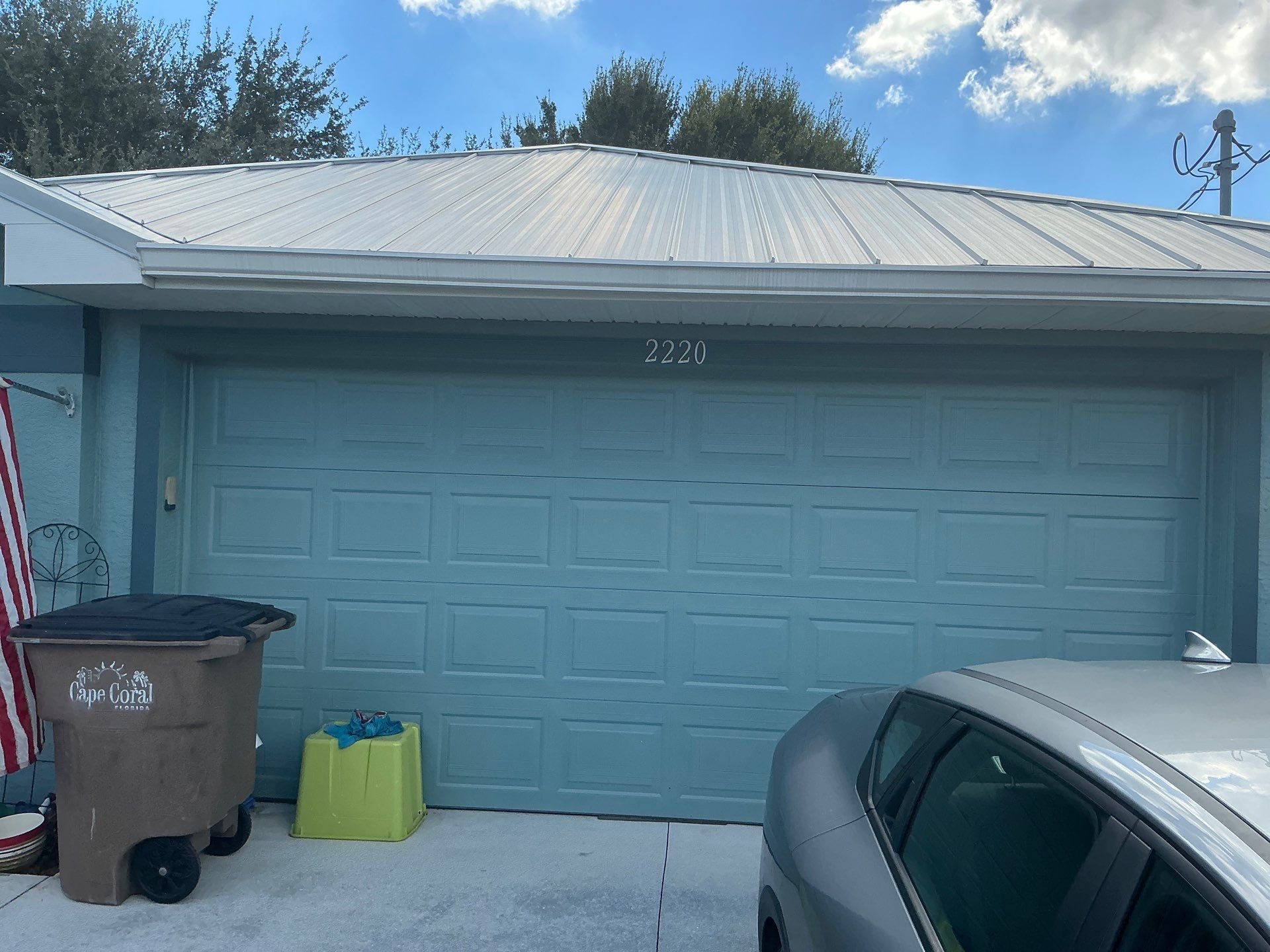 Gutter Cleaning and Maintenance in Fort Myers FL by Gutter Professor by Gutter Professors