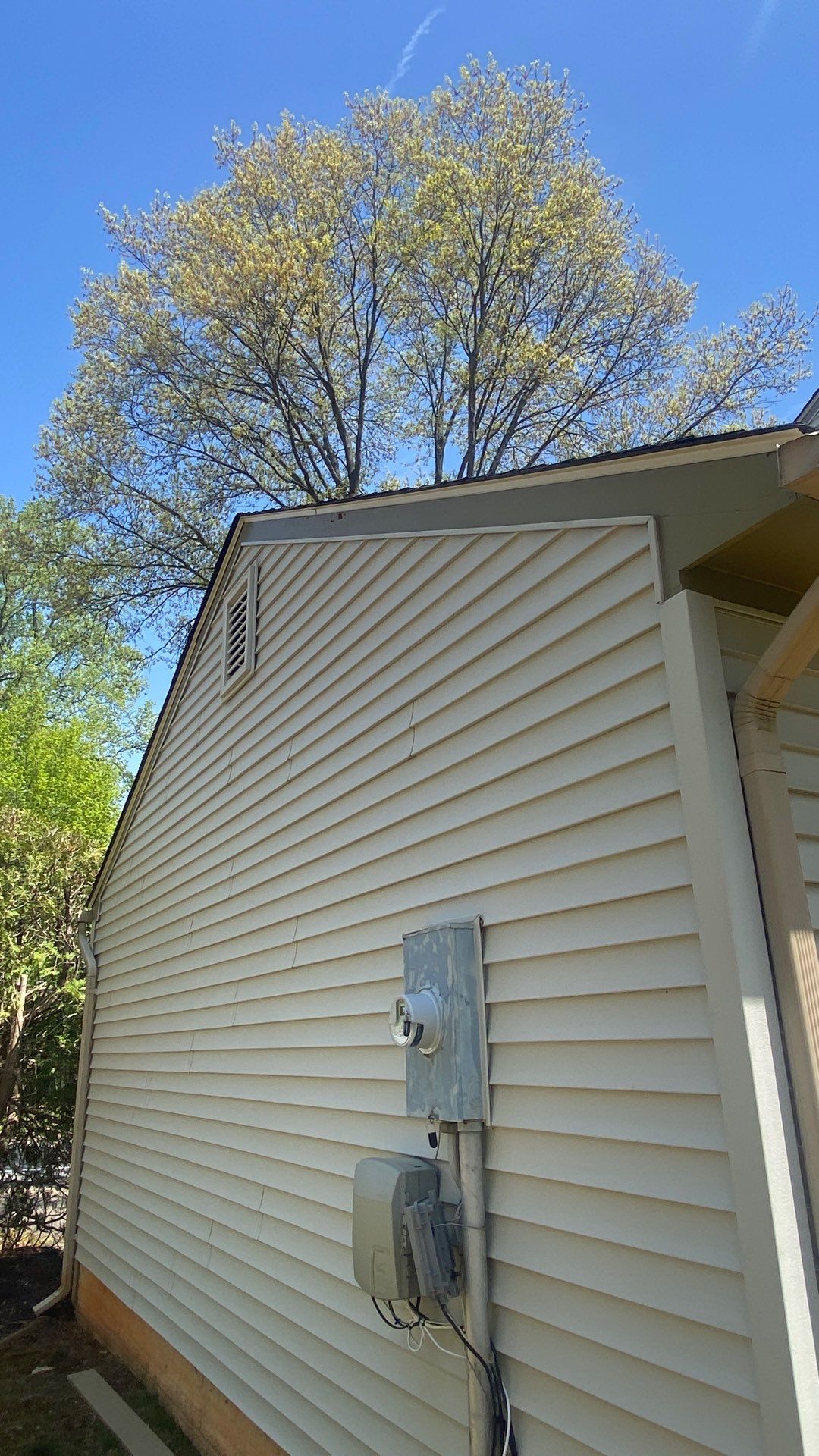 Burke: Residential Roof Replacement with CertainTeed Landmark Pro in Max Def Weathered Wood by RM Banning, Inc.