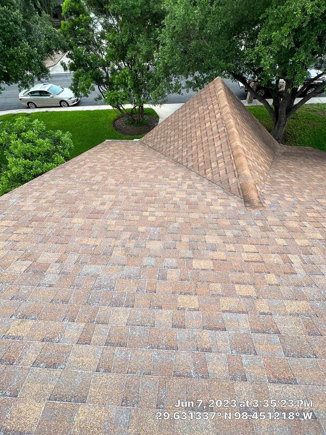 Residential Roof Replacement using Owens Corning 30 year Architectural Shingles by Premier Roofing and Contracting