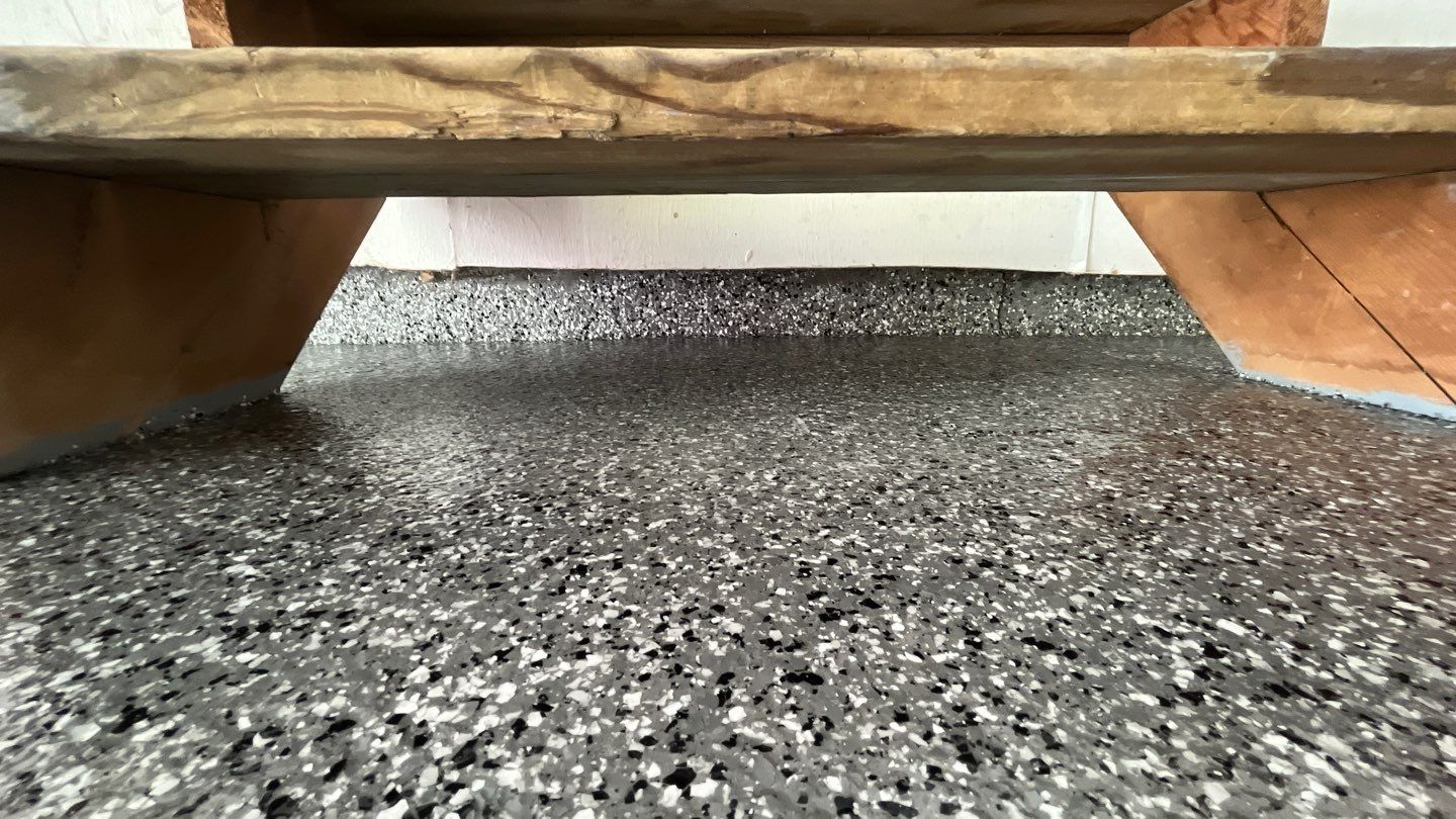 Garage in Nashua, NH 03062 by Symphony Concrete Coatings