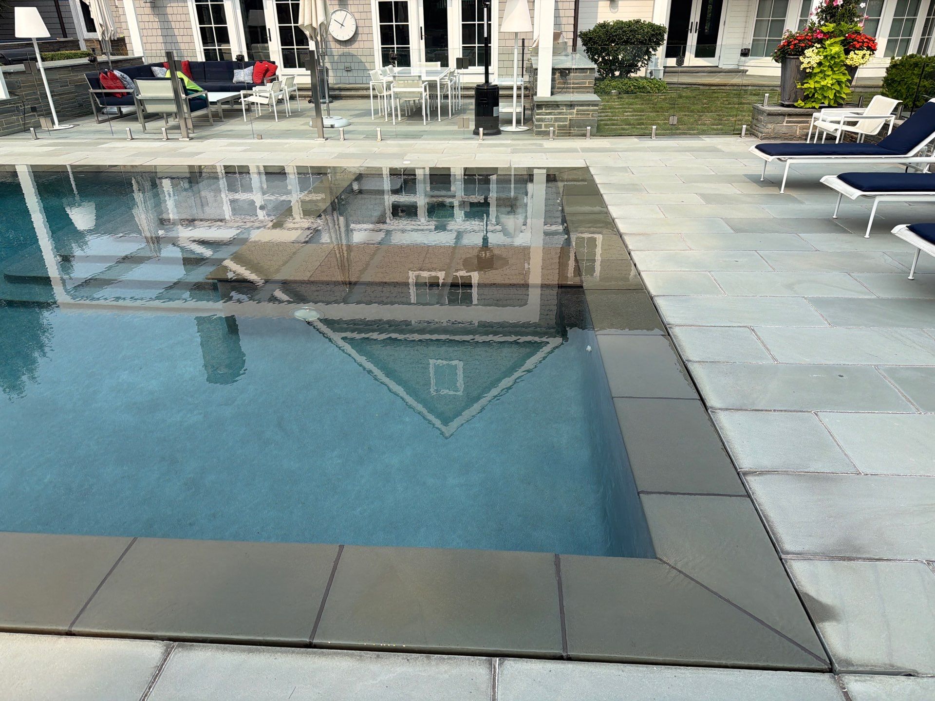 Perimeter Overflow French Riv by North Shore Pool & Spa