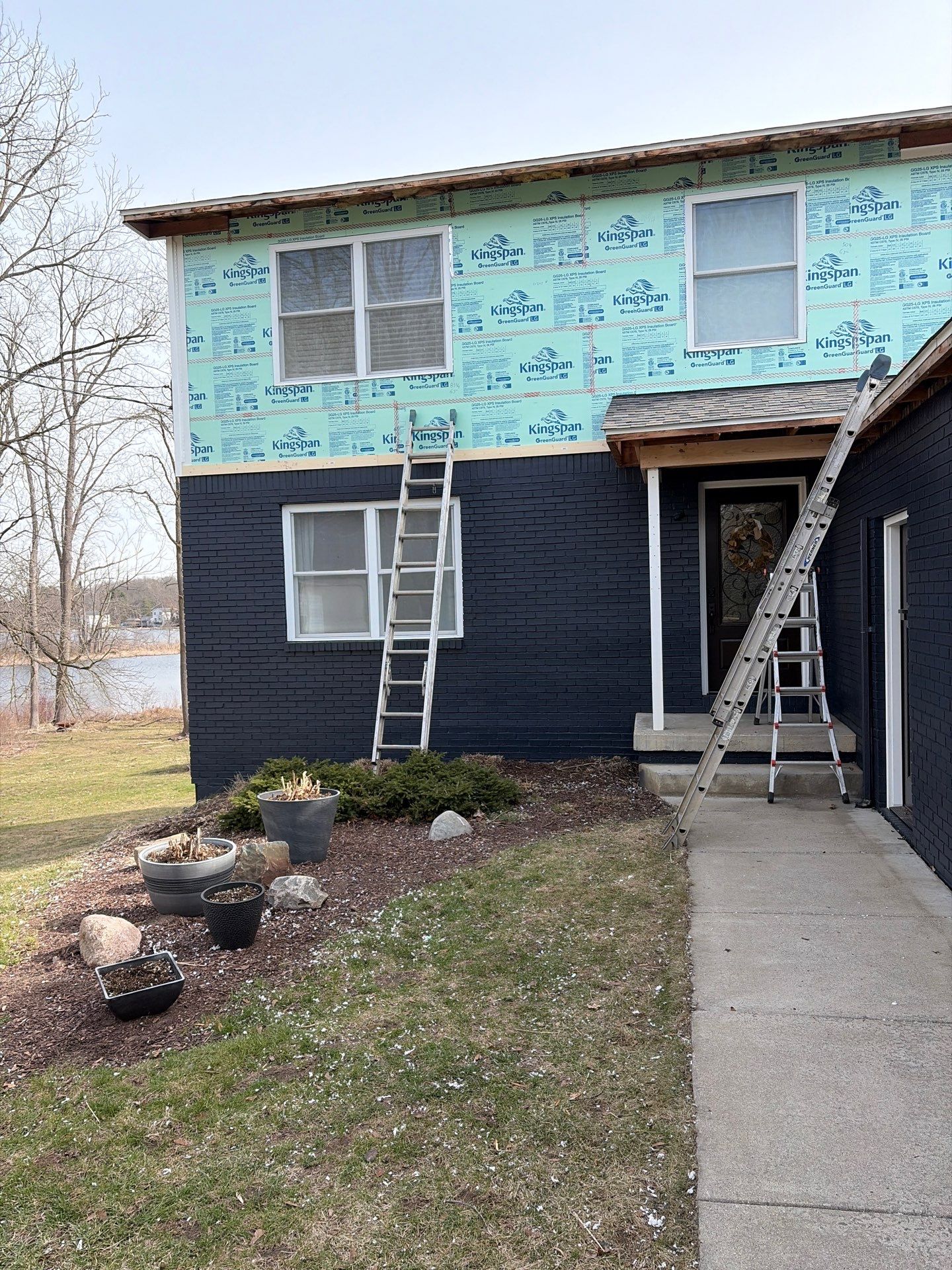 Siding Replacement using Alside Charter Oak D4.5" by 180 Contractors