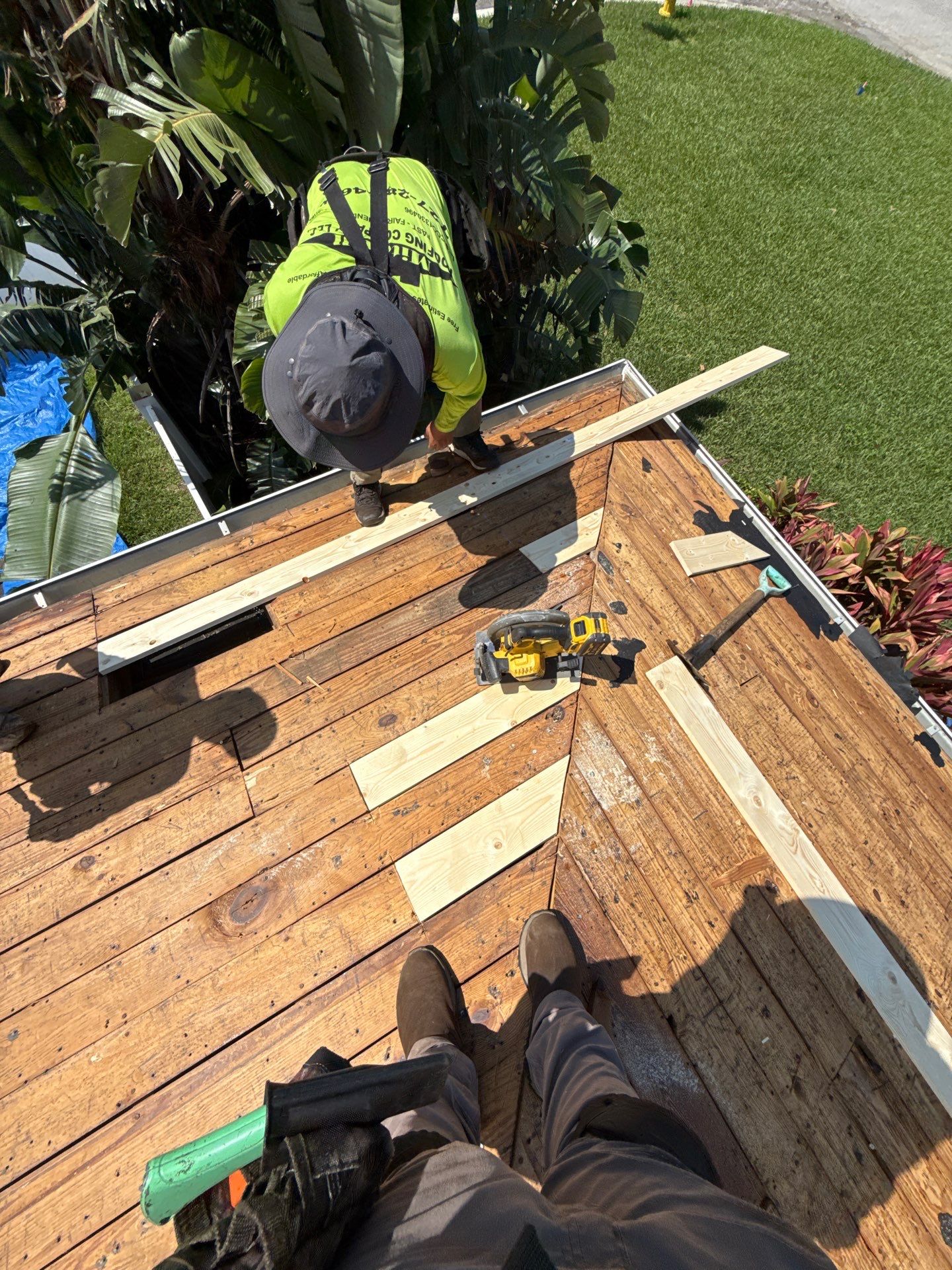 Project in St. Petersburg 33710 by Mitchell Roofing Company LLC 