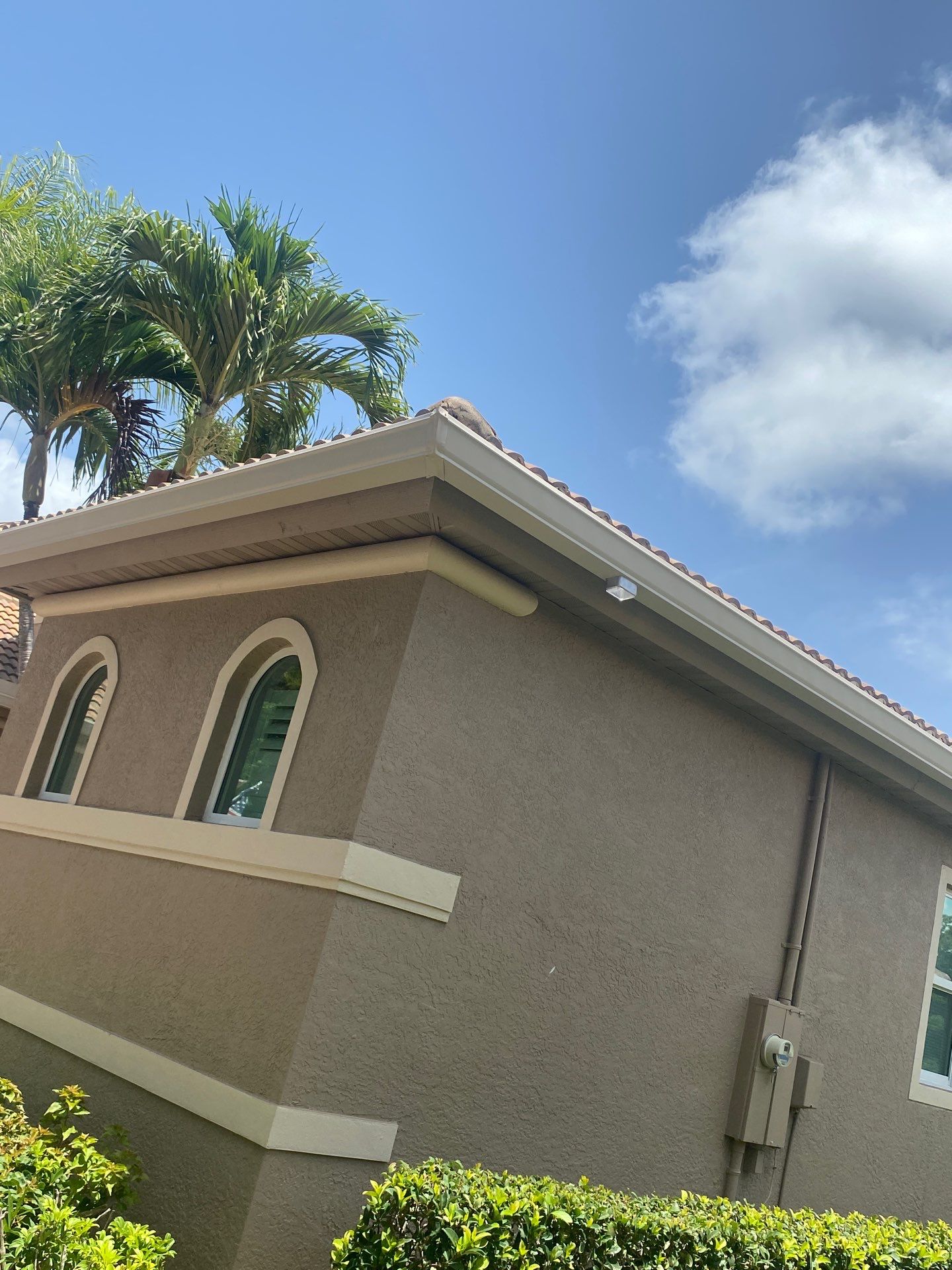 Cameo Gutters Installation in Fort Myers FL by Gutter Professors