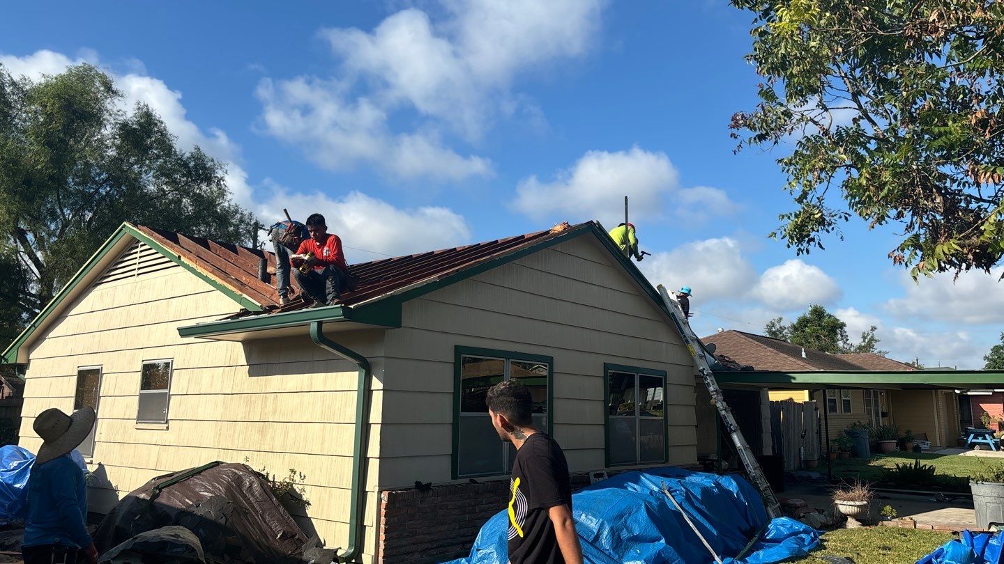 Residential Roofing Installation using Owen's Corning Duration (Lifetime) Shingles by Roof Repair Company